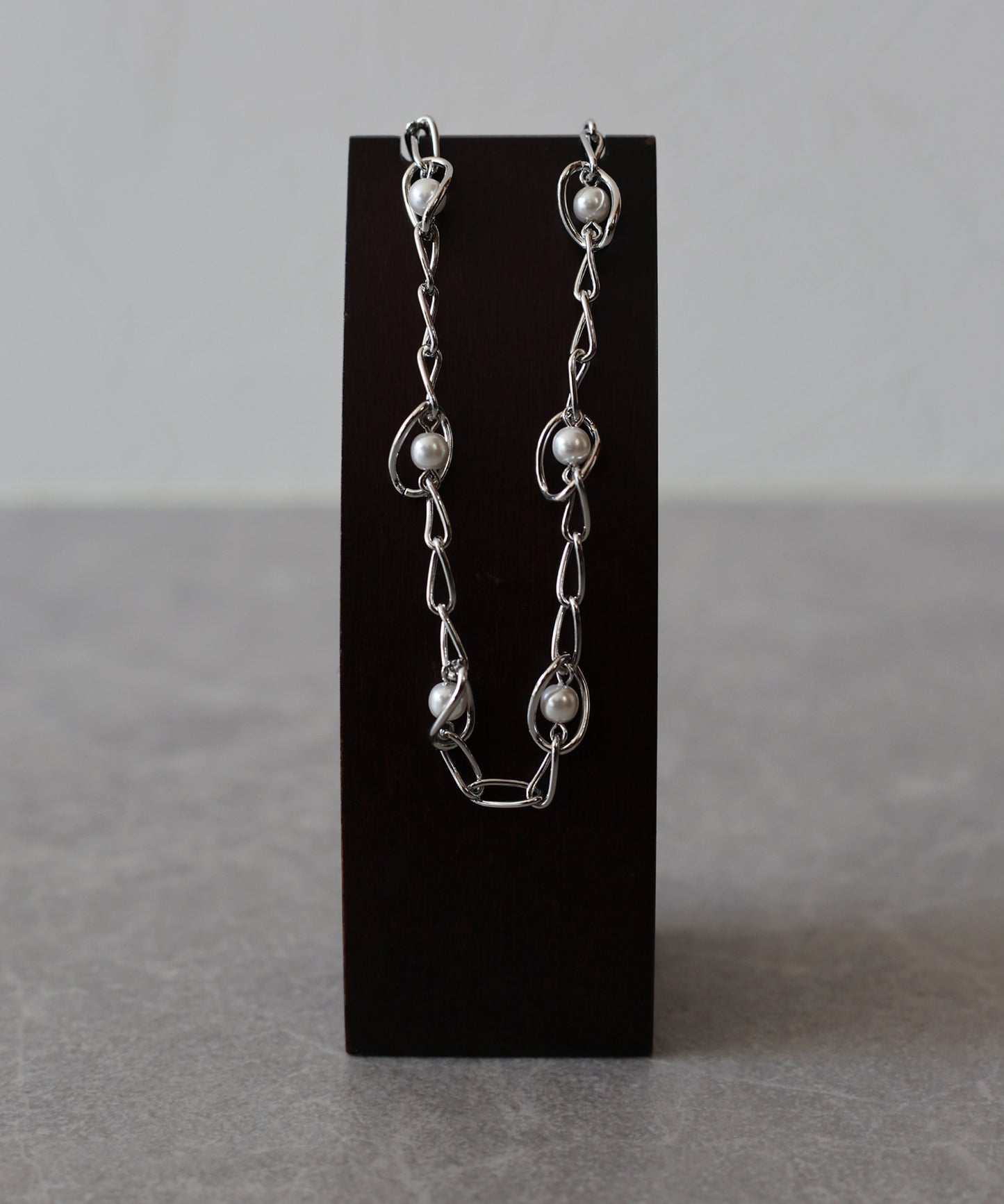 パールシェルモチーフネックレス / ニッケルフリー[ J by blue ]【ネコポス】