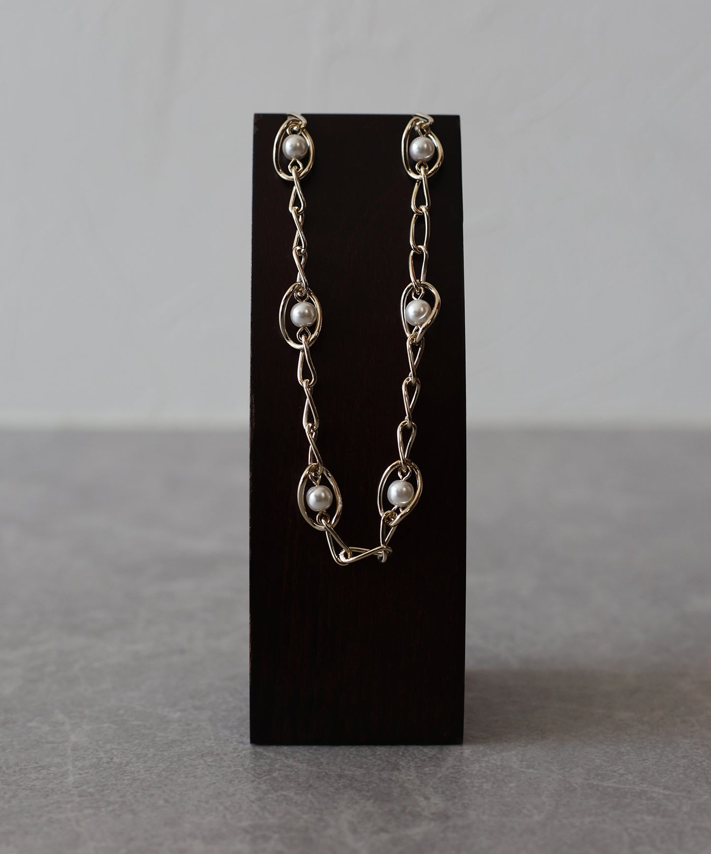 パールシェルモチーフネックレス / ニッケルフリー[ J by blue ]【ネコポス】