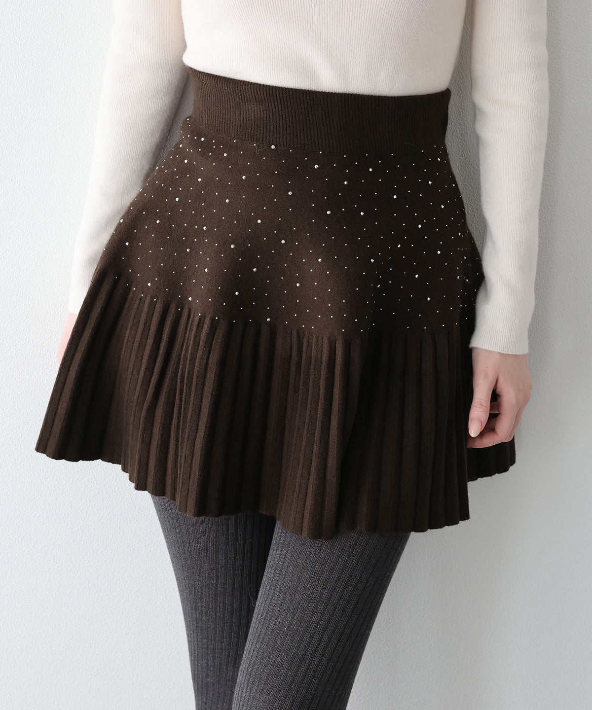 【早割5％OFF】ビジュープリーツミニスカート