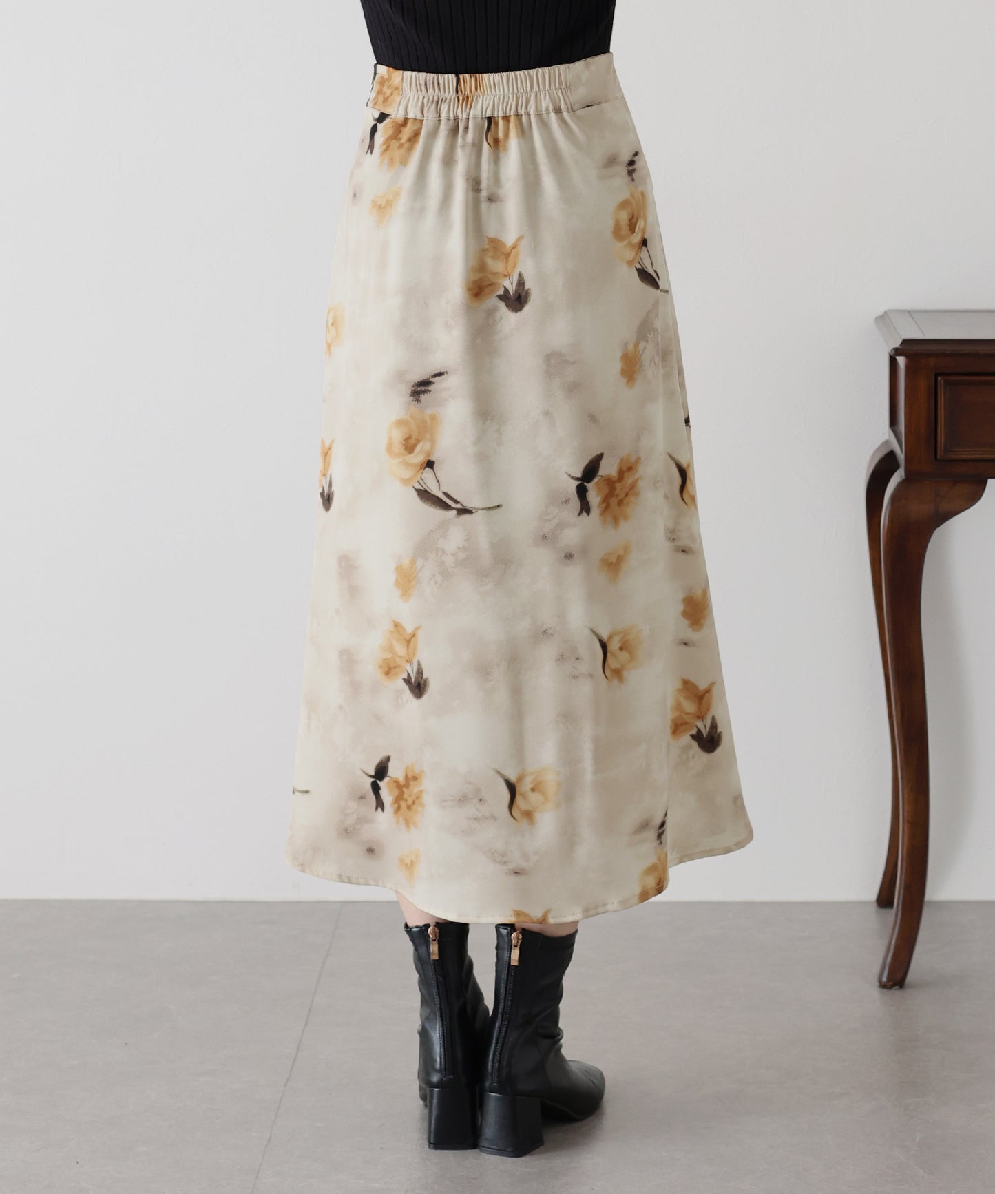 フラワープリント マーメイドスカート