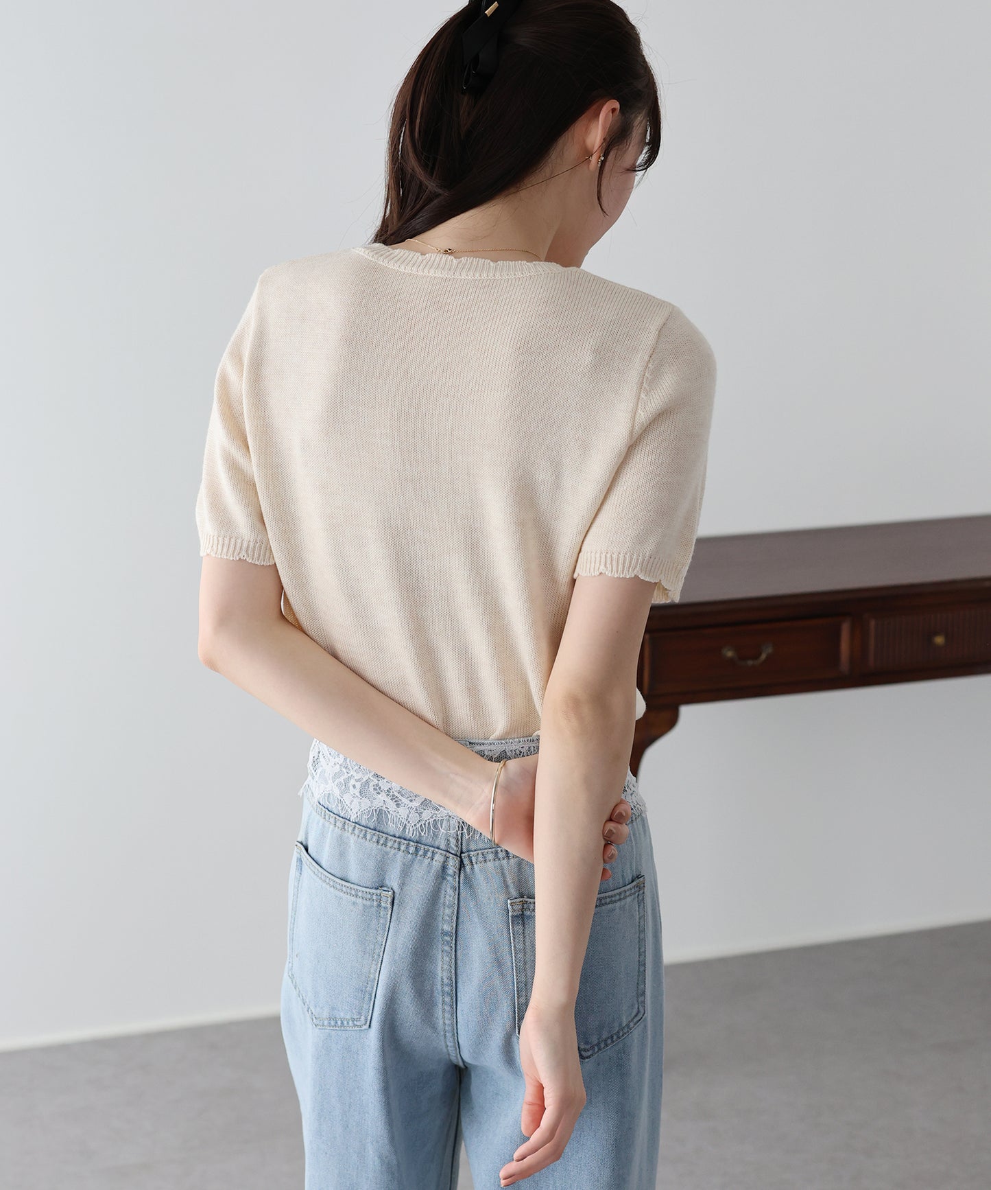 【早割5％OFF】スカラップパフスリーブニット