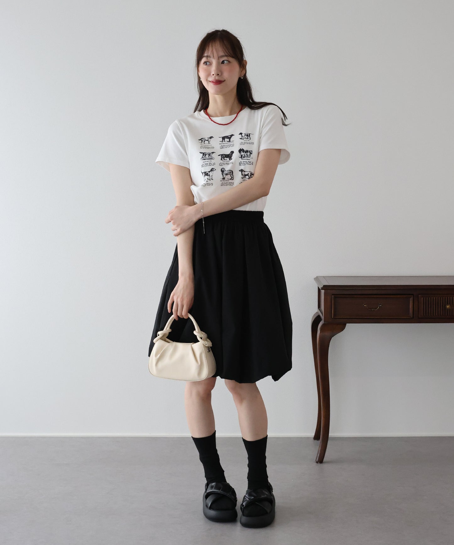 2wayラウンドコンパクトハンドバッグ