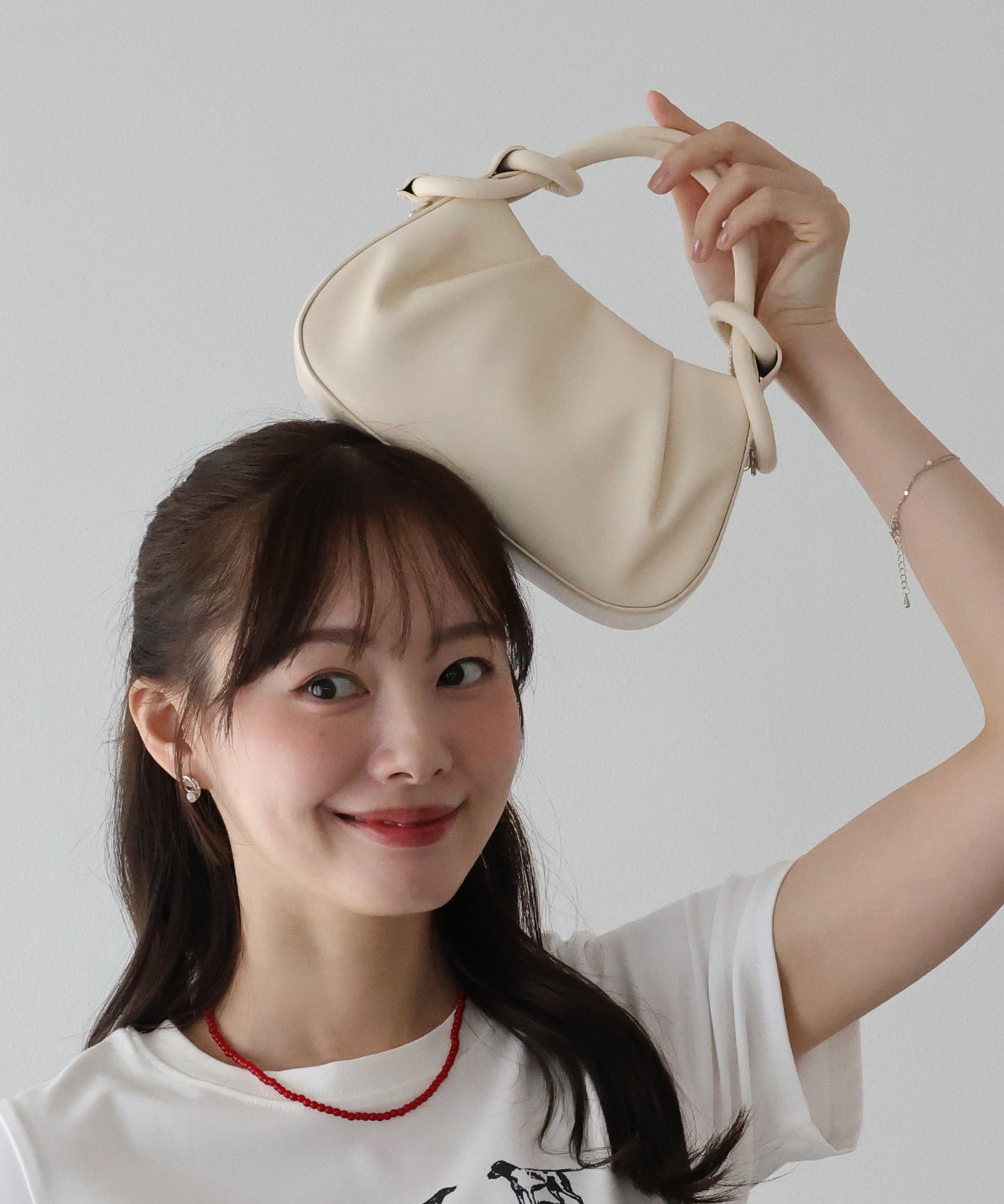 2wayラウンドコンパクトハンドバッグ