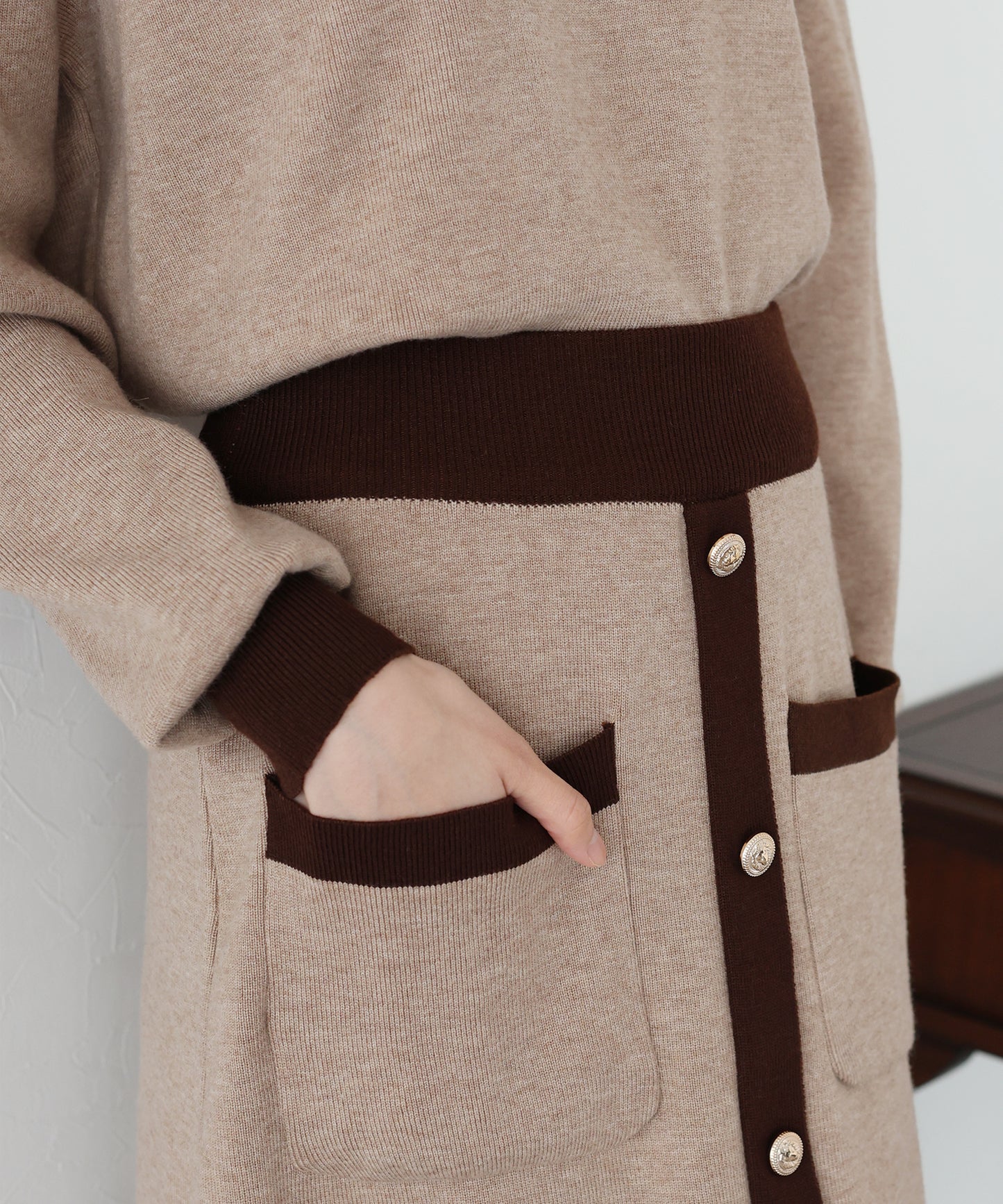 【TIME SALE】配色Vネックニット＆スカート セットアップ