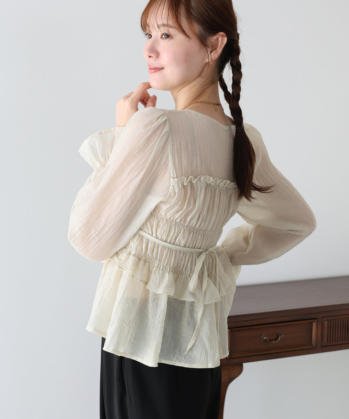 【早割5％OFF】シアーペプラムブラウス【メール便】