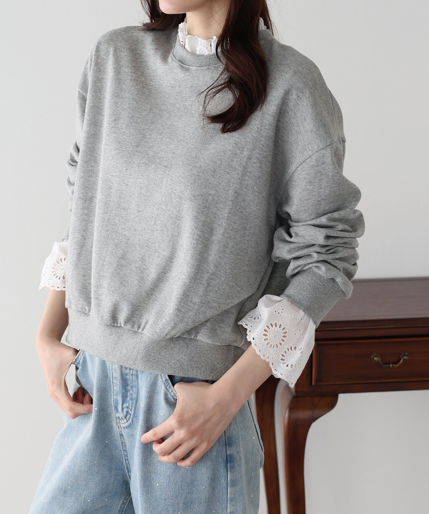 コットンレースレイヤードスウェット