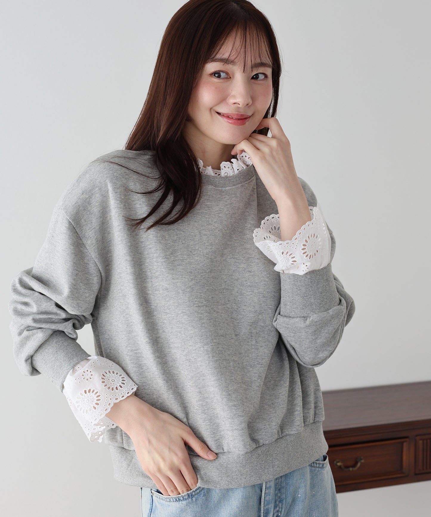 コットンレースレイヤードスウェット