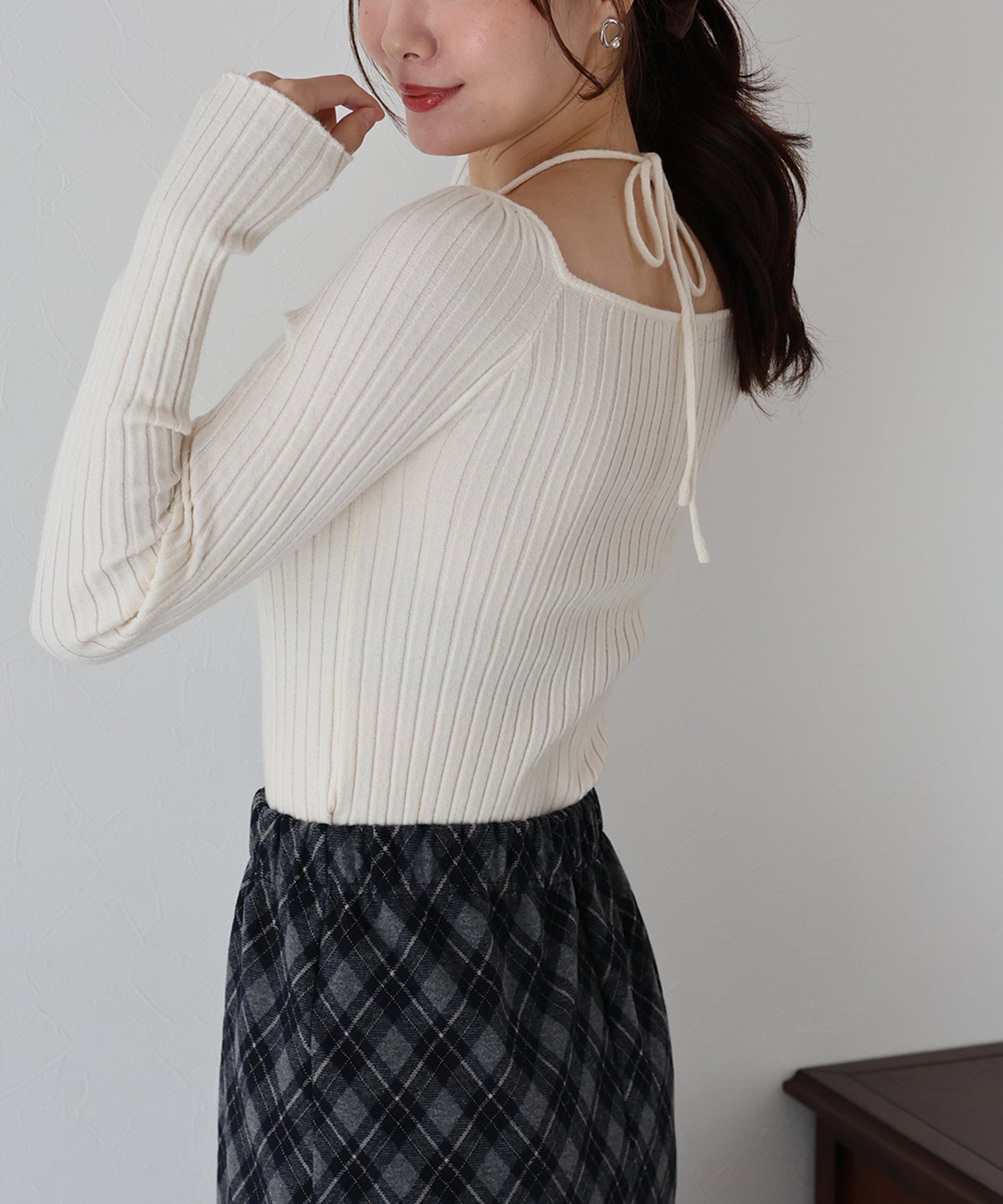 【早割5％OFF】リボンチョーカーリブニット