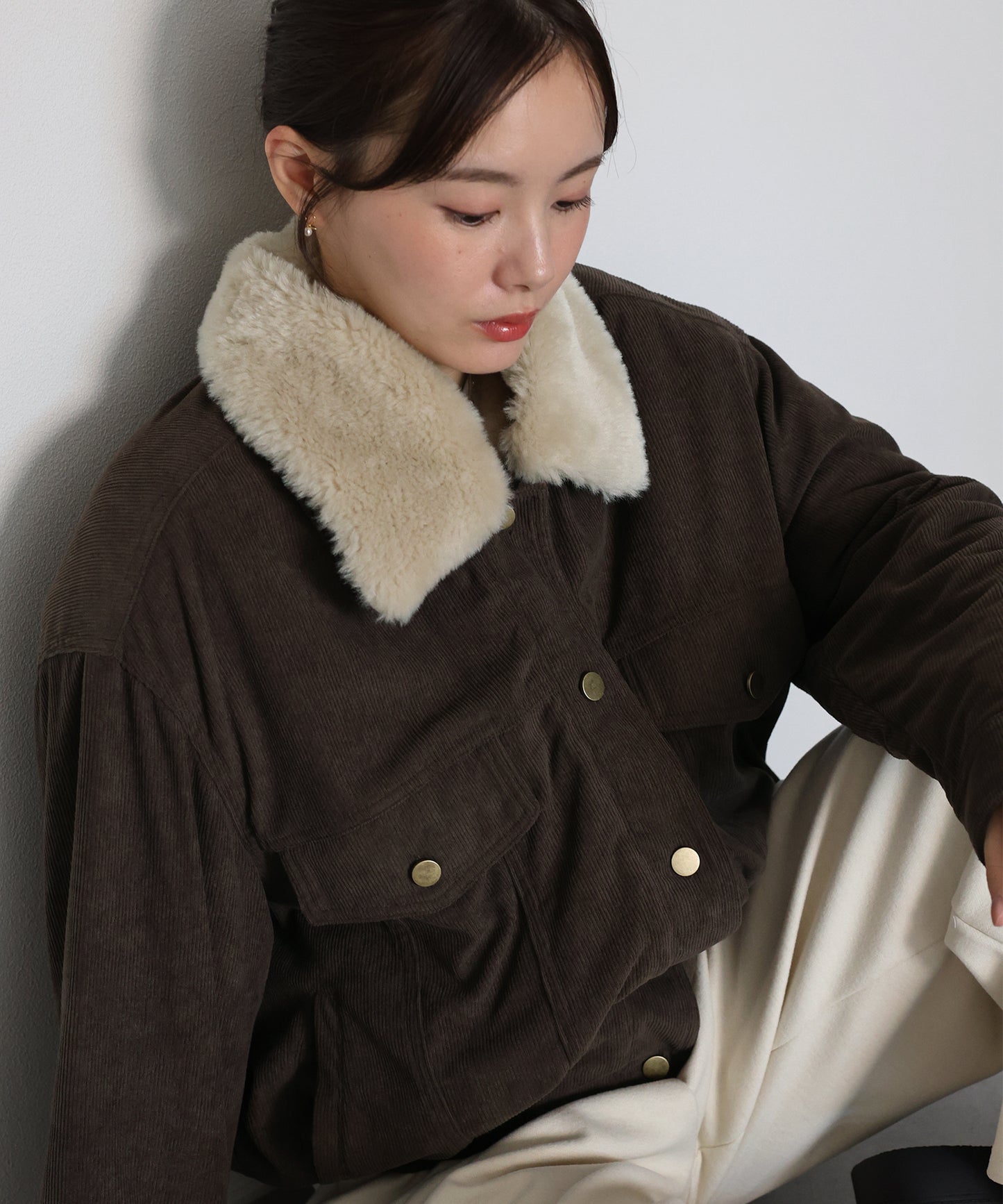 【早割5％OFF】ボア襟付きコーデュロイブルゾン