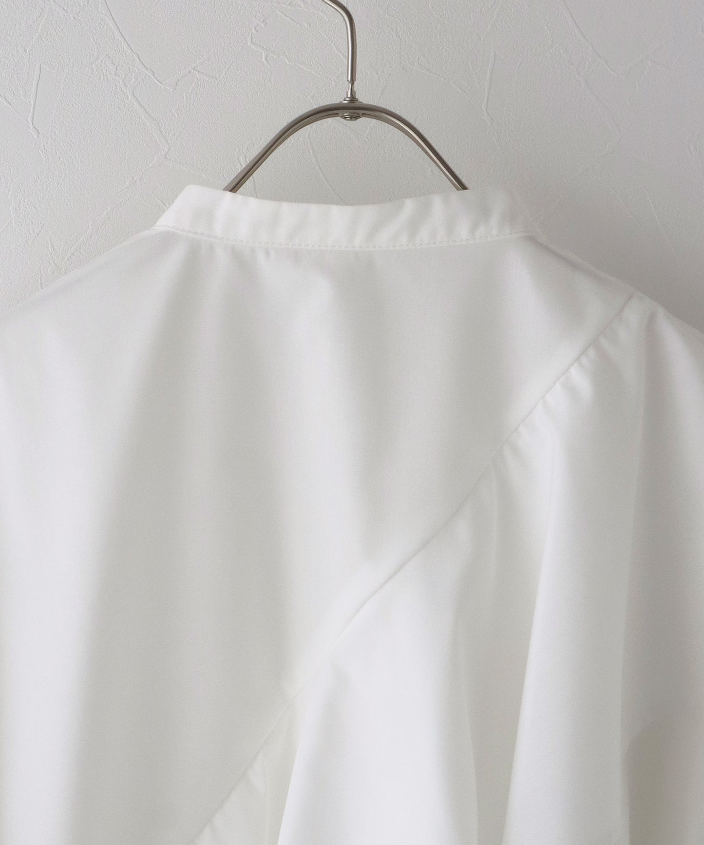 【新商品限定5％OFF（木）】[J by blue] 半袖フリルシャツ