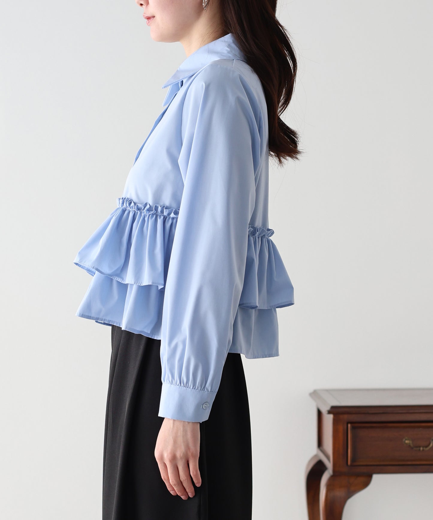 ティアードフリルペプラムブラウス【ネコポス】