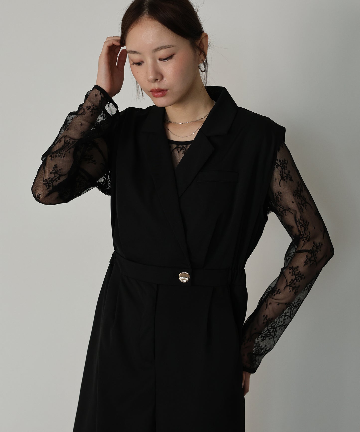 【早割5％OFF】テーラードオールインワンパンツドレス+ジャガードチュールトップスSET