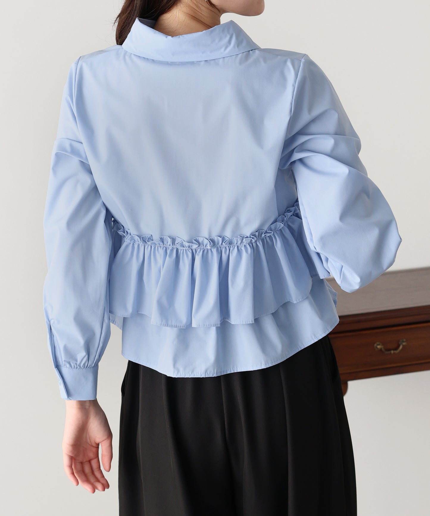 ティアードフリルペプラムブラウス【ネコポス】