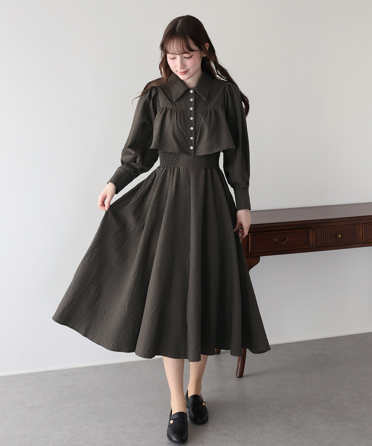 ロングスリーブスタイルアップシャツワンピース