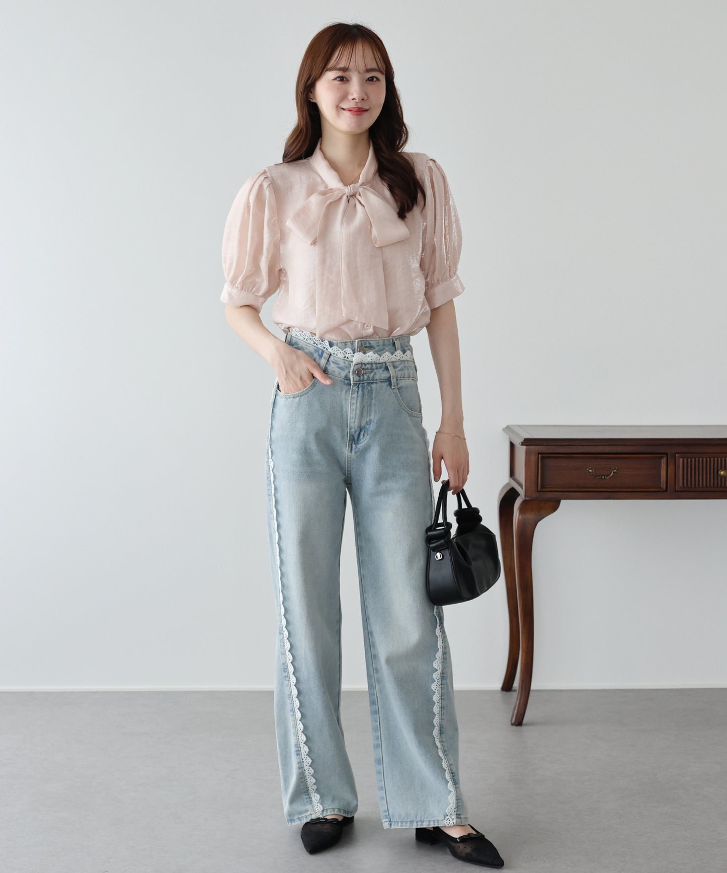 【早割5％OFF】リボンシアーサテンブラウス【メール便】