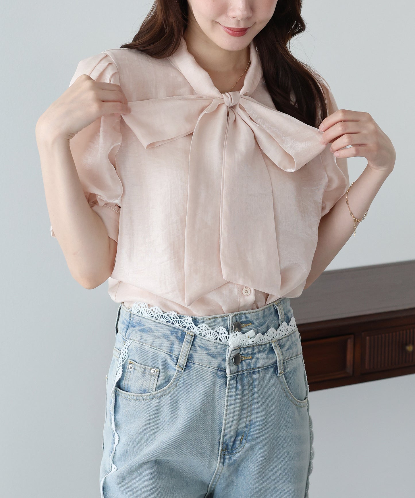 【早割5％OFF】リボンシアーサテンブラウス【メール便】