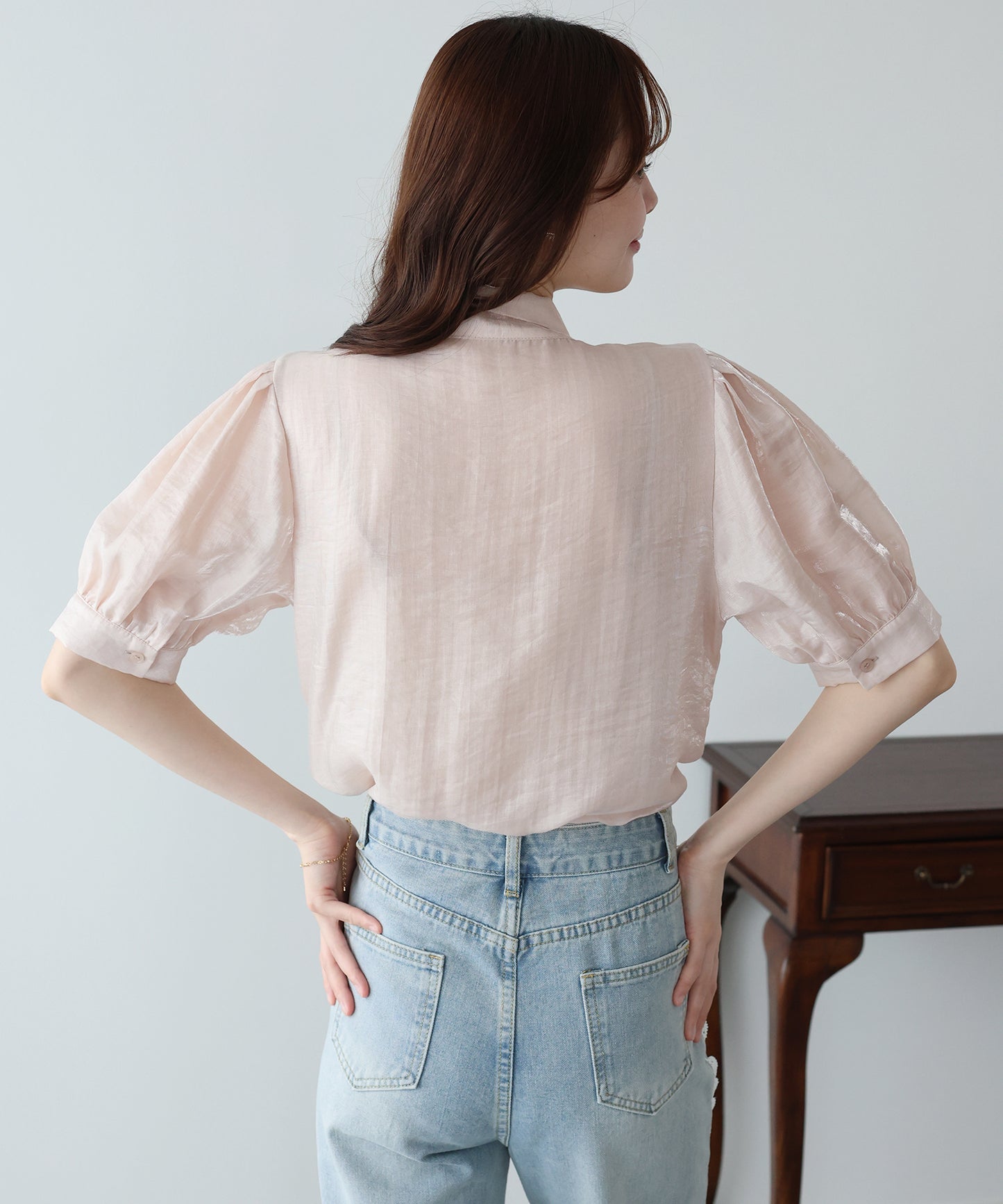【早割5％OFF】リボンシアーサテンブラウス【メール便】