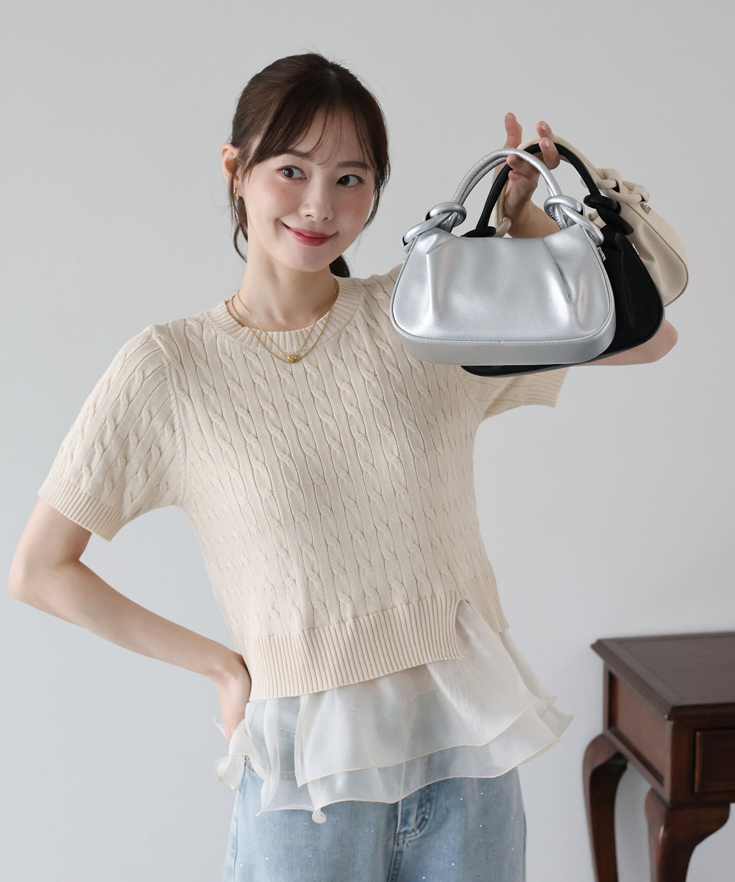 2wayラウンドコンパクトハンドバッグ