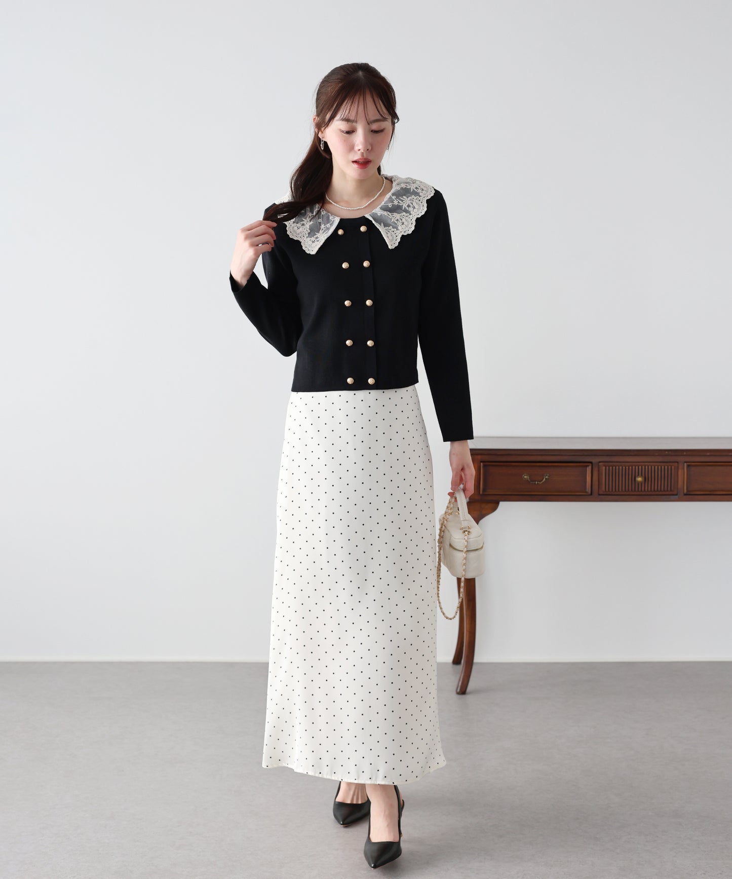 レース襟ドッキングニット