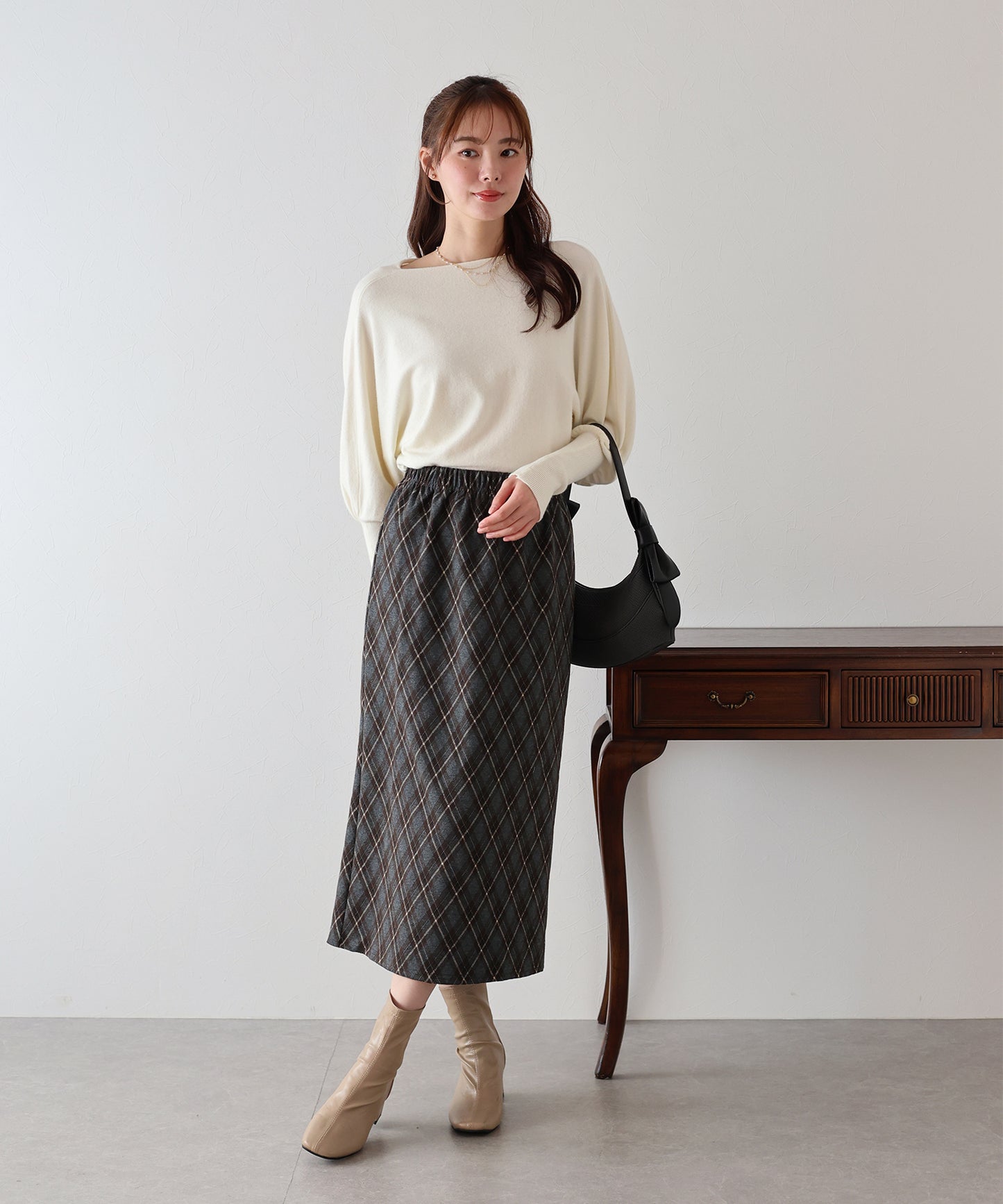 チェック柄タイトスカート