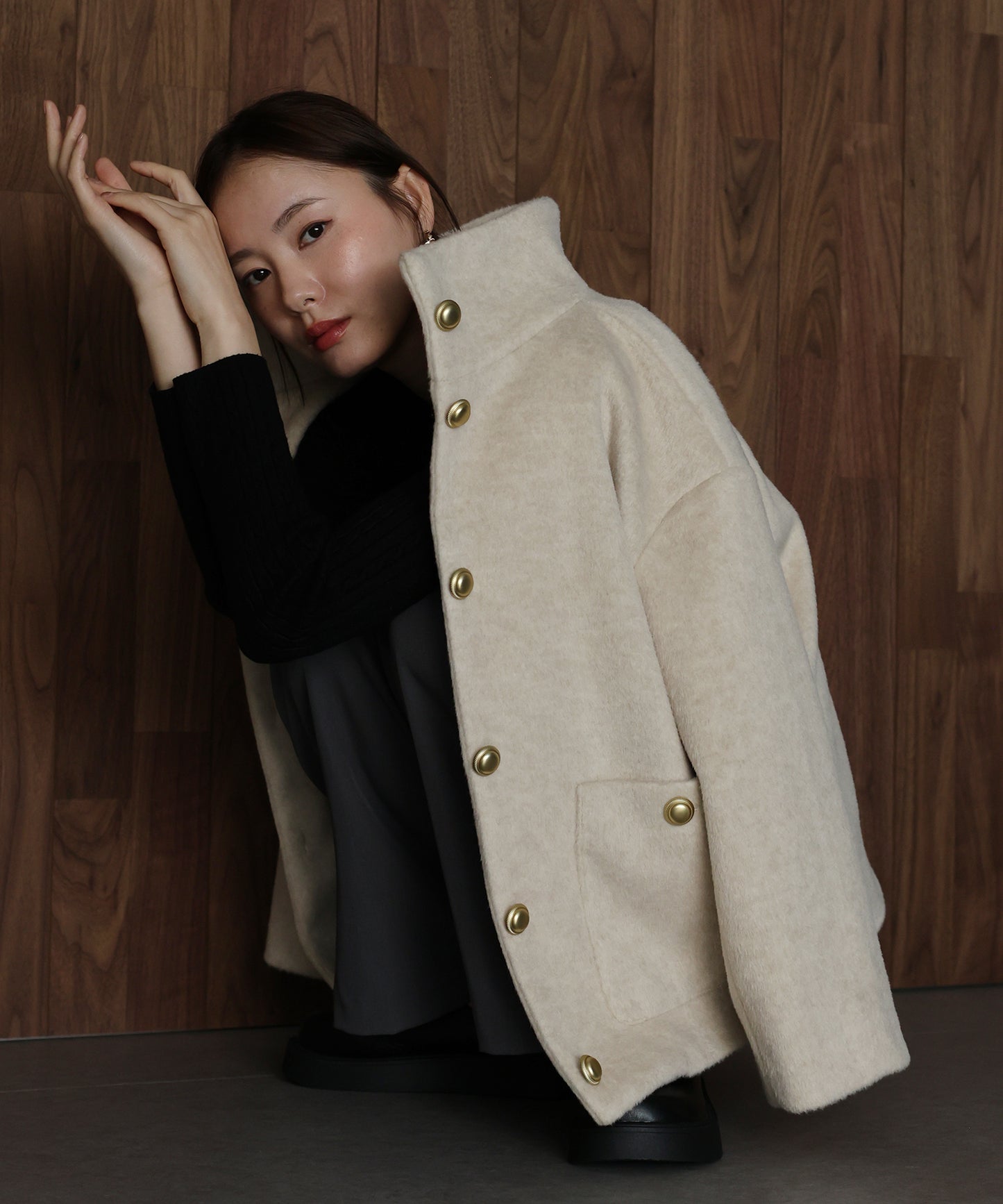 ゴールドボタンスタンドウールシャギーコート