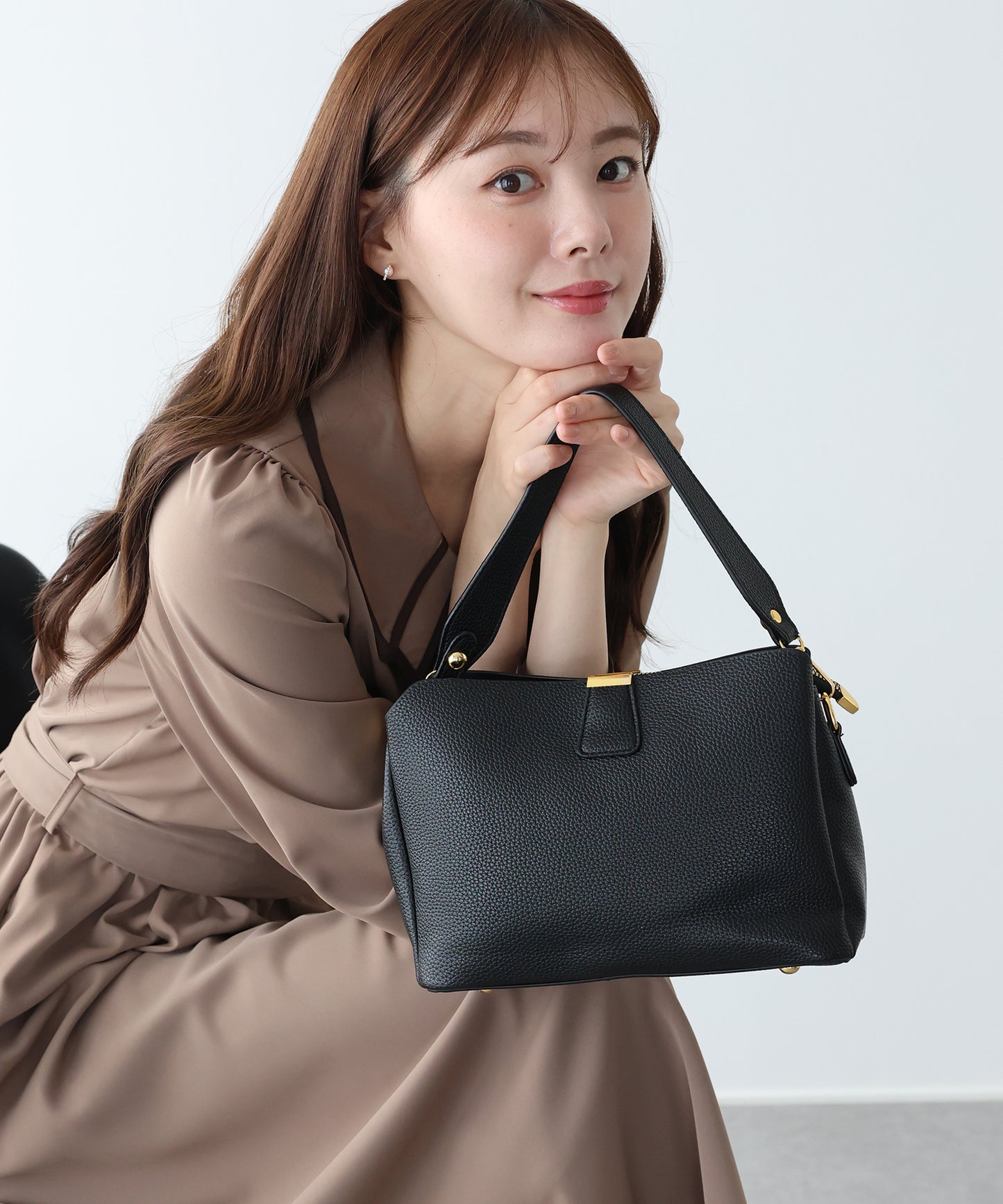 【早割5％OFF】スクエアショルダーバッグ