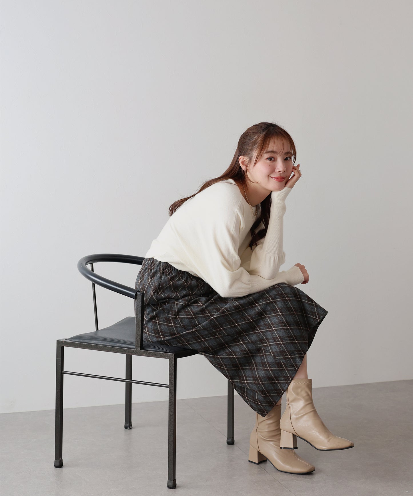 チェック柄タイトスカート