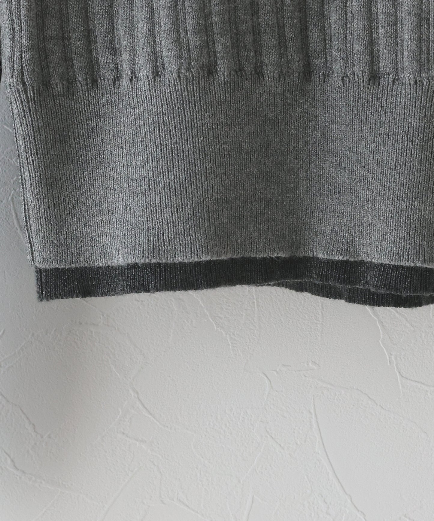 レイヤードランダムリブニット[ J by blue ]