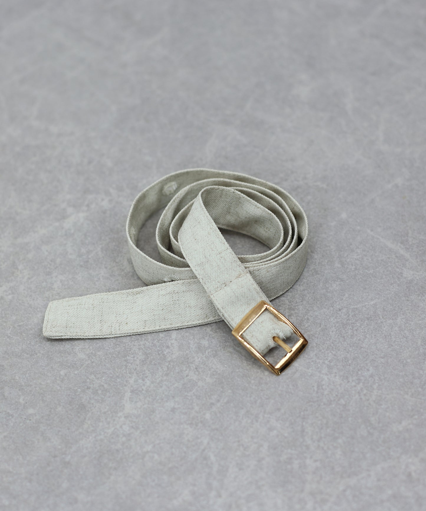 【早割5％OFF】ベルト付きタイトスカート