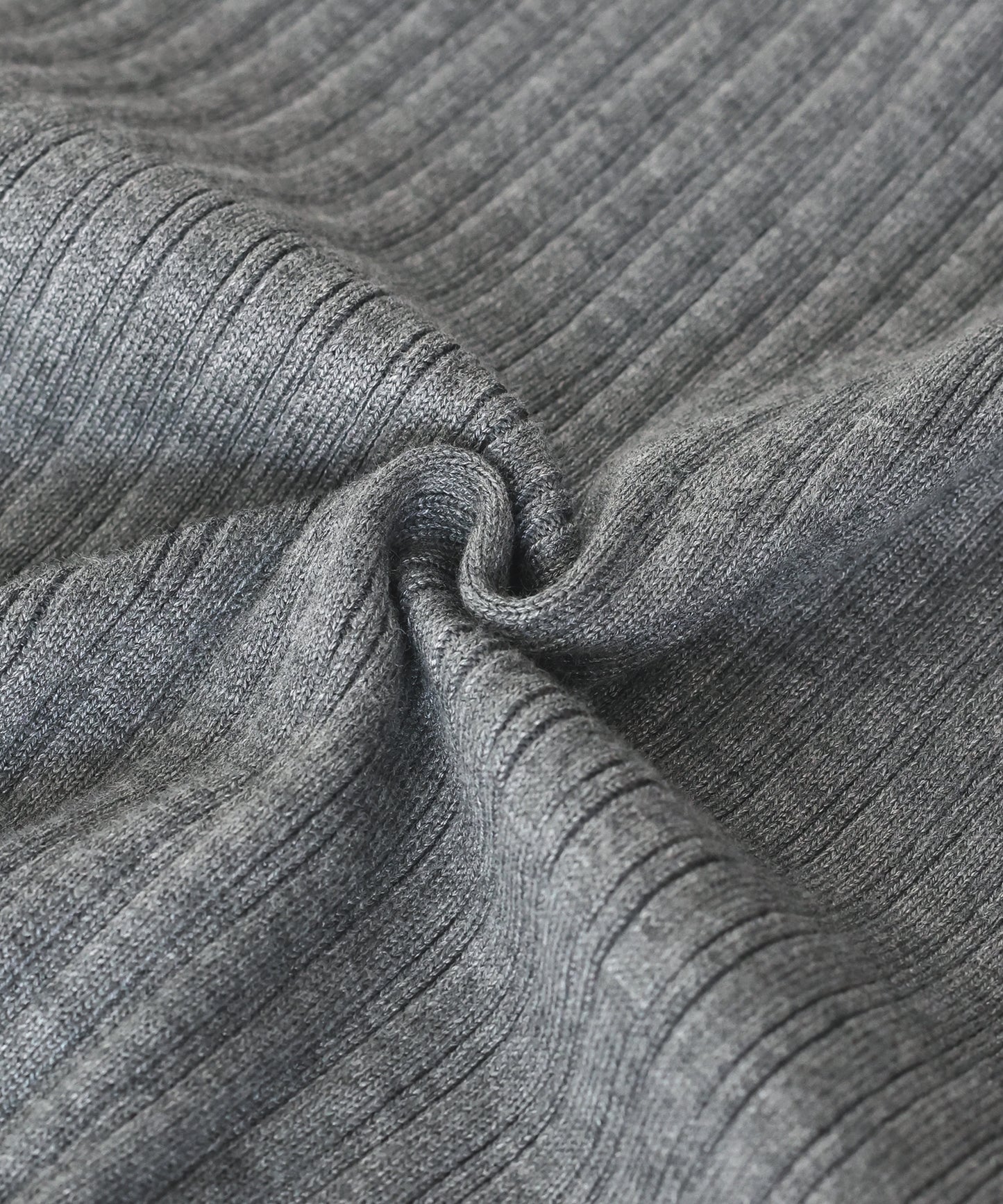 レイヤードランダムリブニット[ J by blue ]