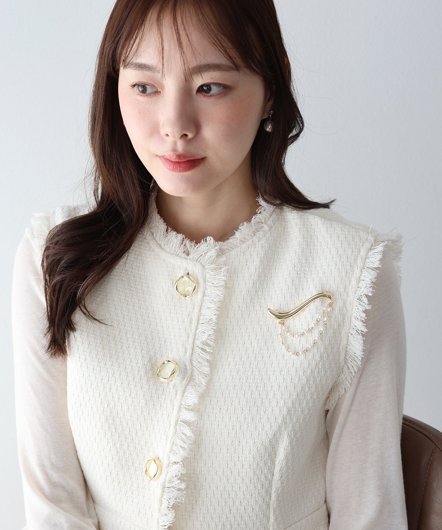 【早割5％OFF】パールドレープブローチ