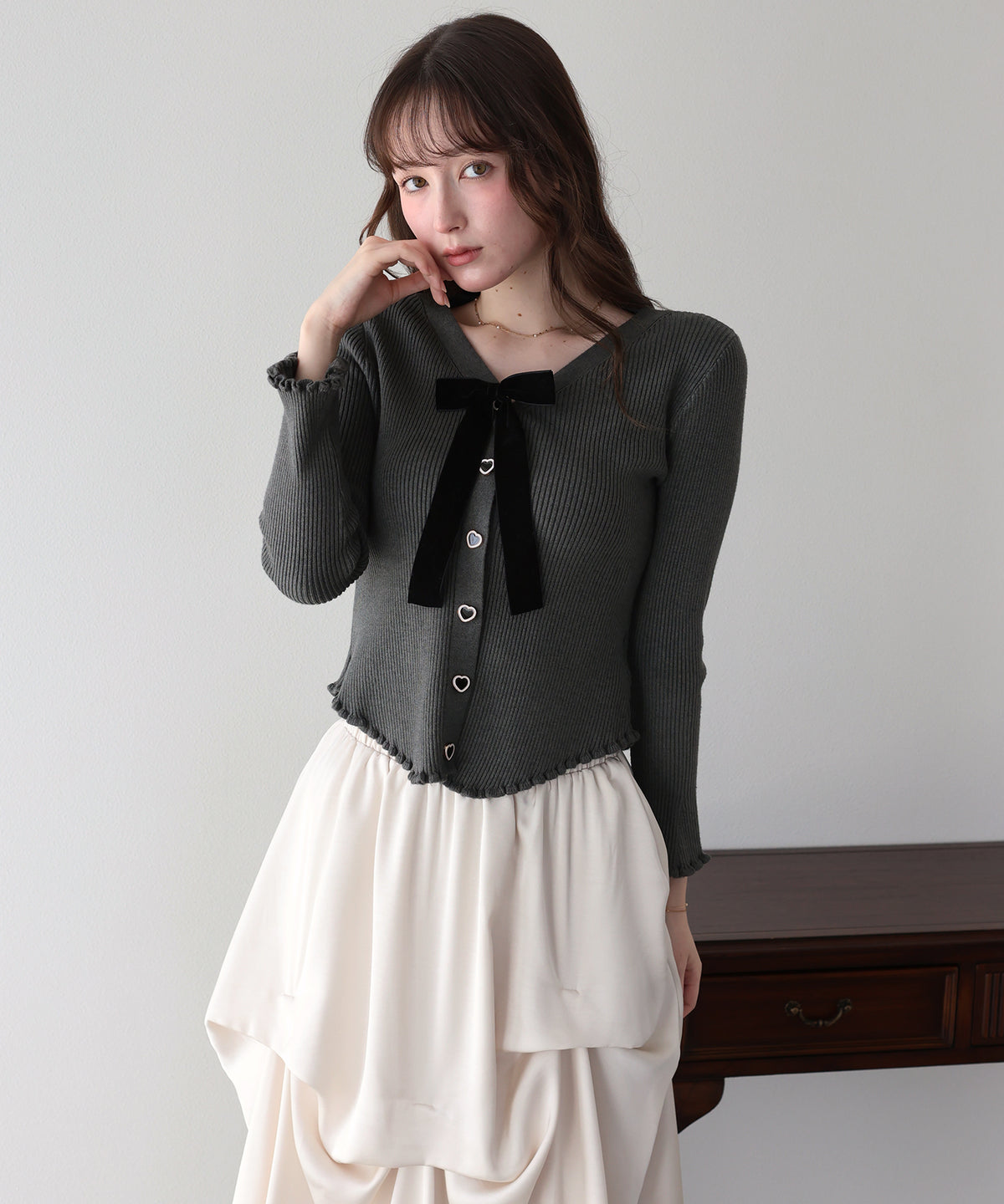 【早割5％OFF】ベロアリボンハートボタンカーディガン