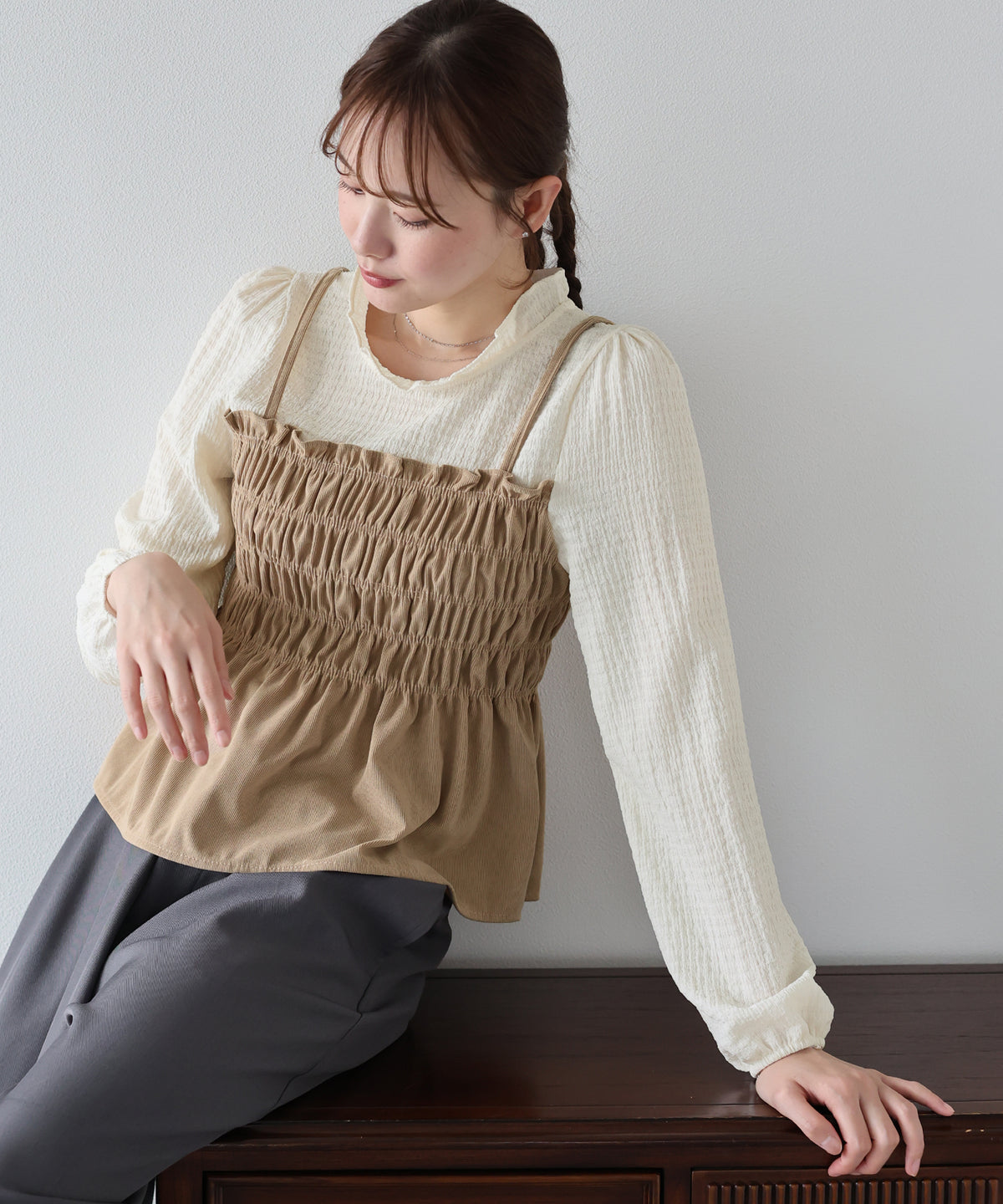 【早割5％OFF】シャーリングビスチェレイヤードブラウス