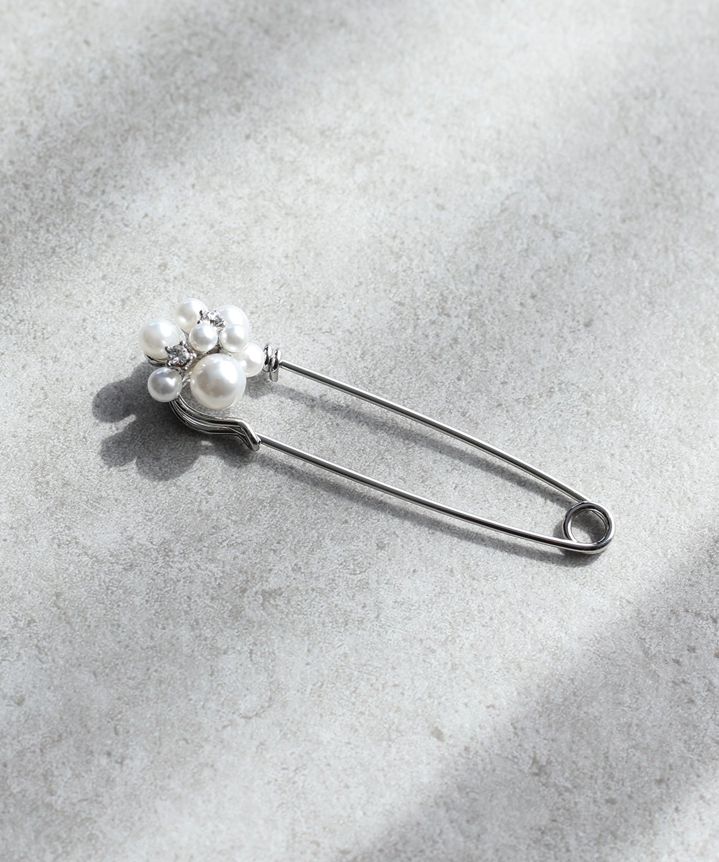 【早割5％OFF】パールビジューキルトピンブローチ【ネコポス】
