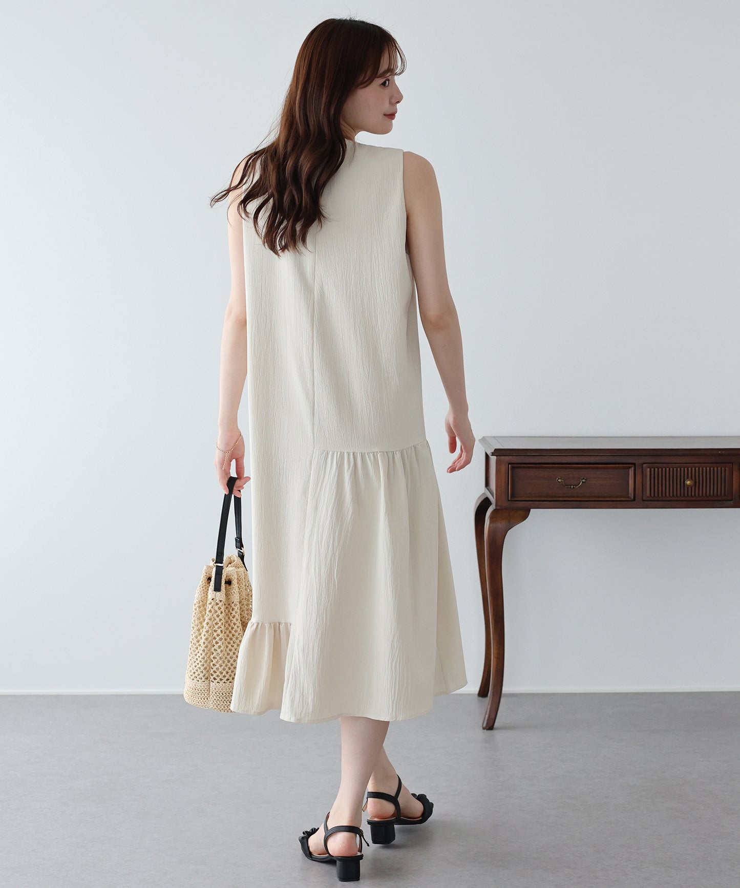 【早割5％OFF】アシンメトリーティアードワンピース