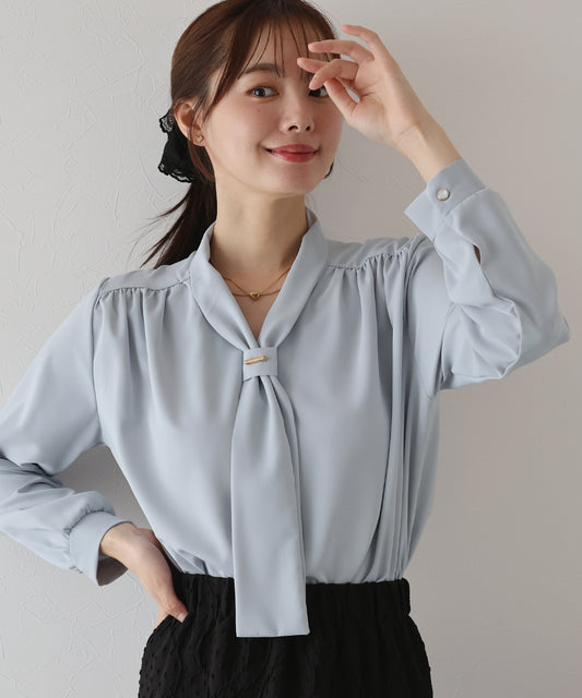 【早割5％OFF】メタルバー付きボウタイブラウス【ネコポス】