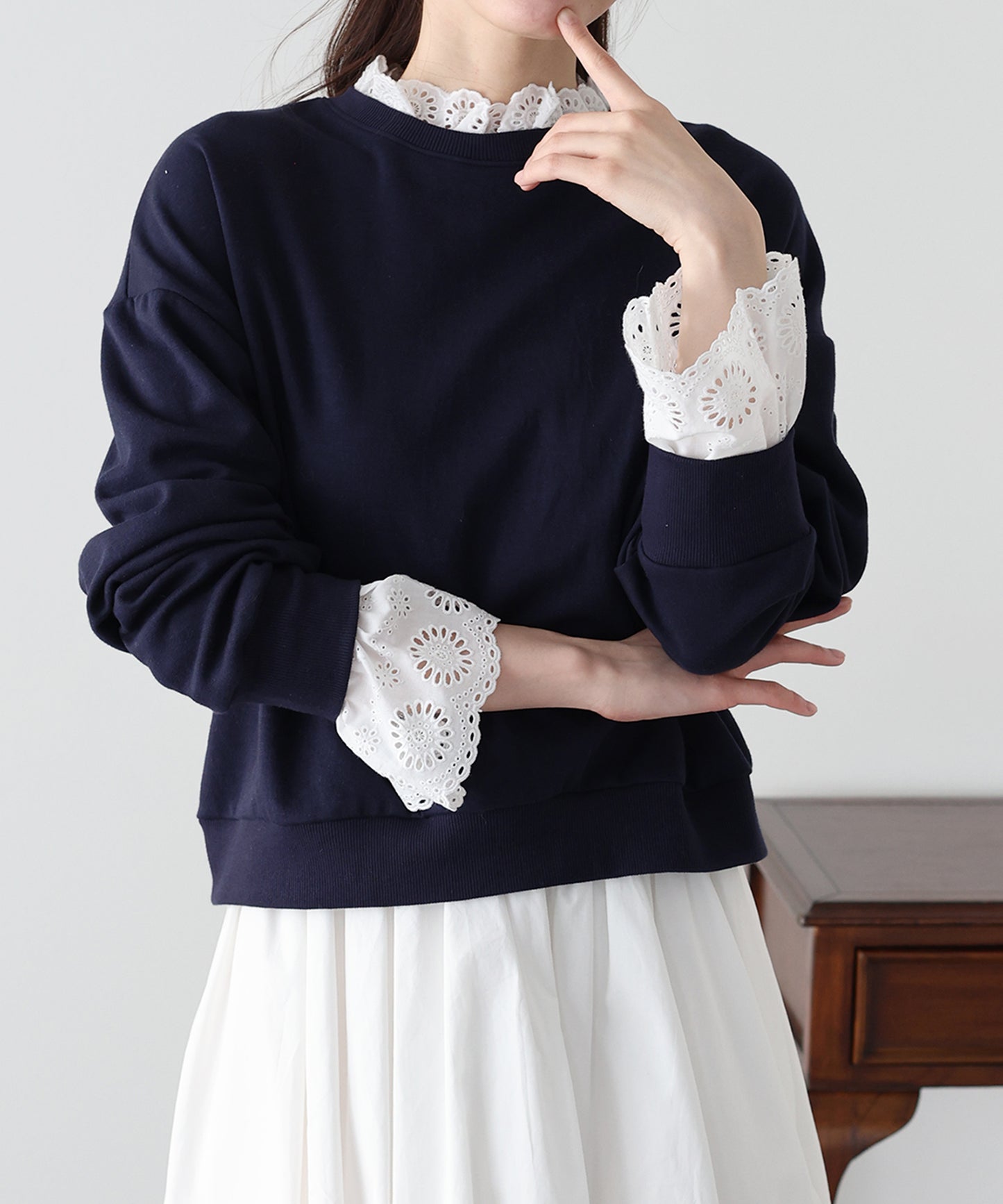 コットンレースレイヤードスウェット