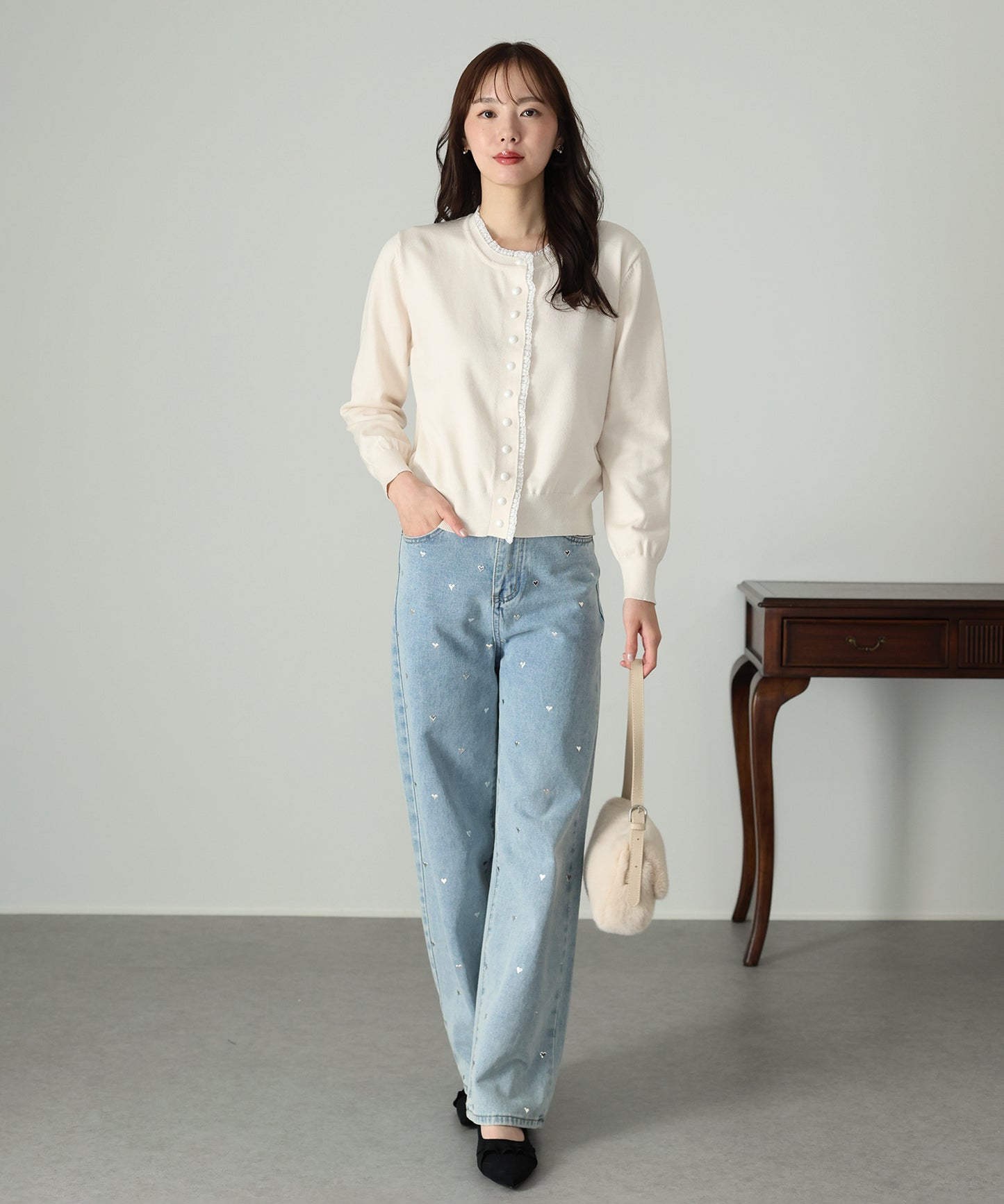 【早割5％OFF】レーストリムパールボタンカーディガン