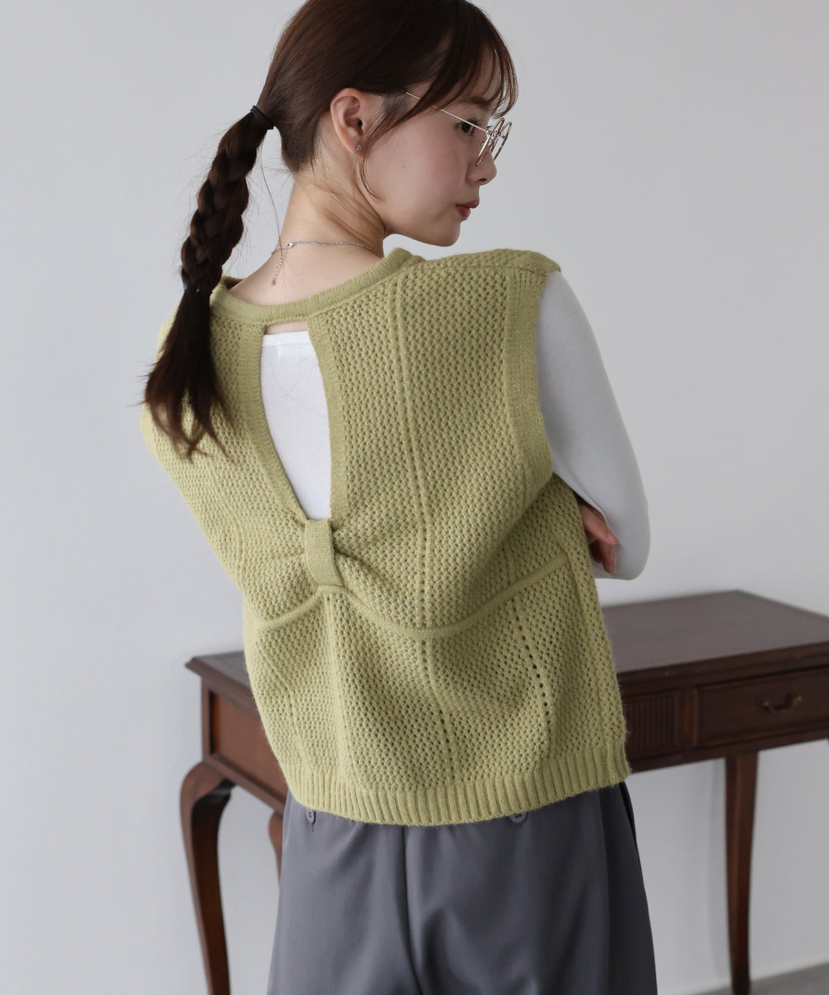 【早割5％OFF】バックデザインニットベスト