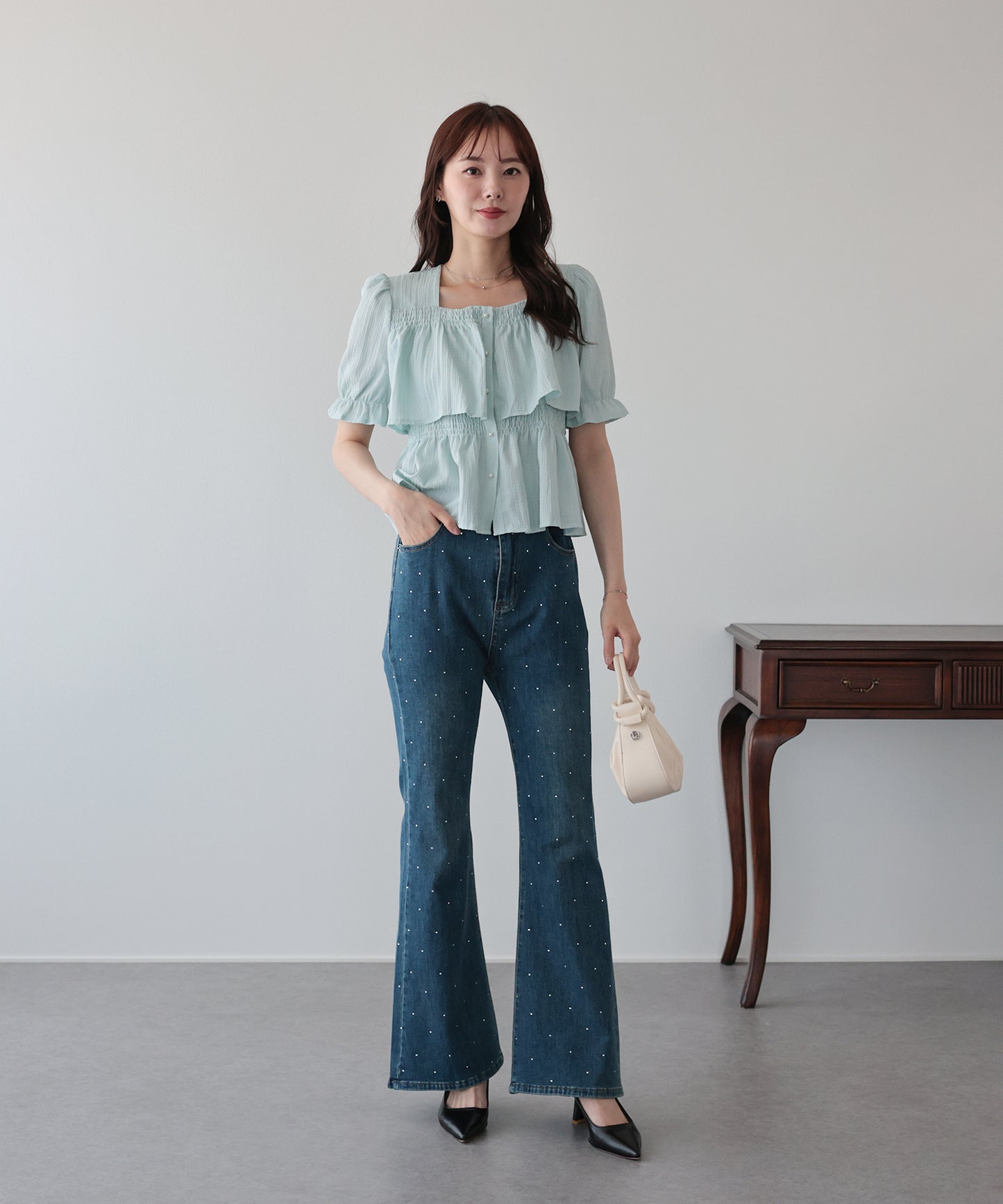 【早割5％OFF】ラインストーンフレアデニム