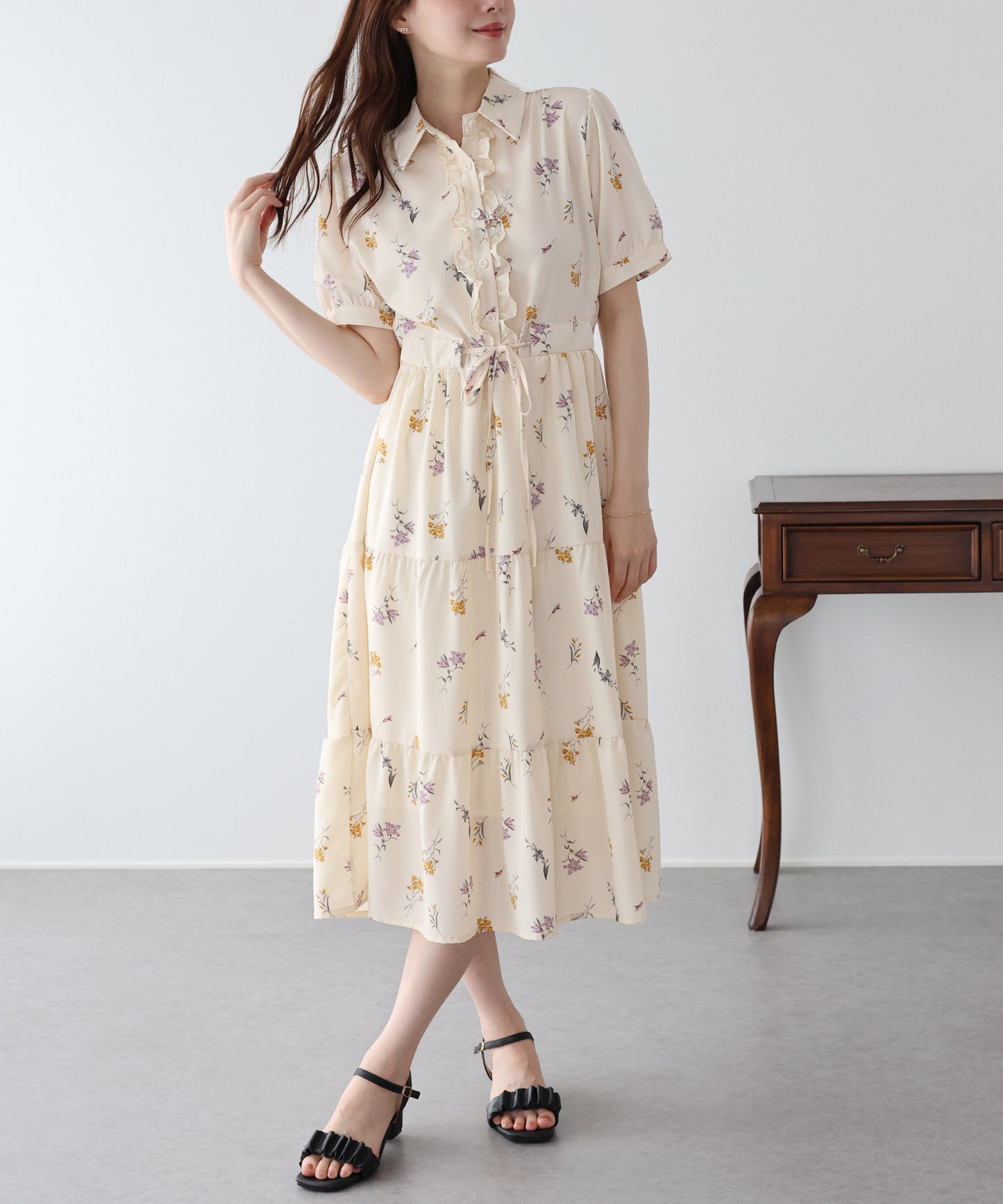 【早割5％OFF】フロントフリルワンピース