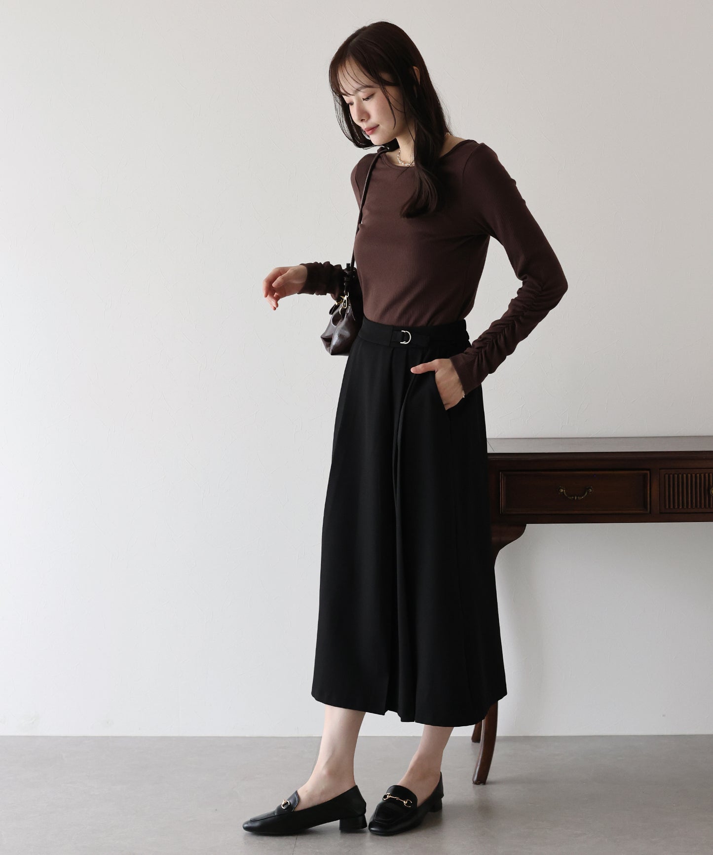 サイドベルトプリーツスカート