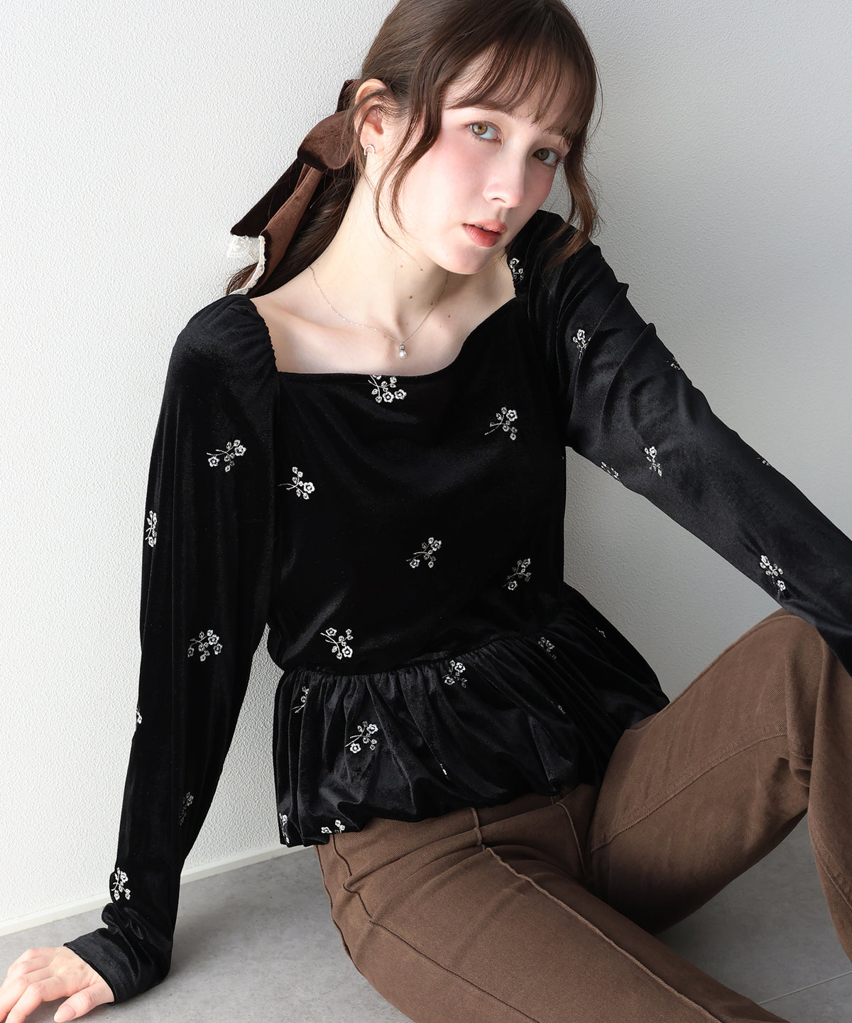 【早割5％OFF】ペプラムベロアトップス
