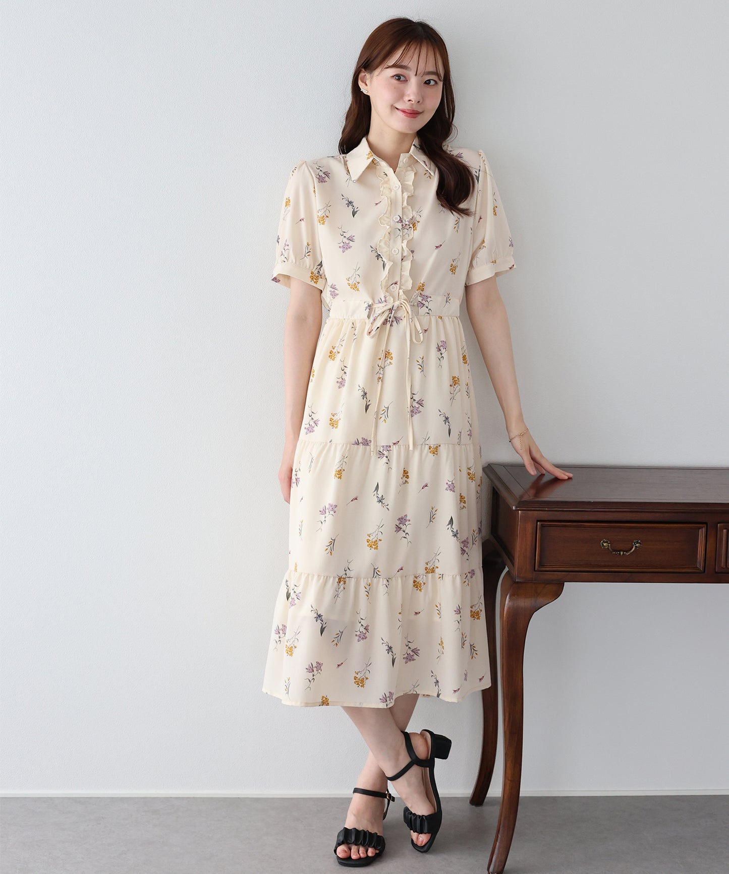 【早割5％OFF】フロントフリルワンピース