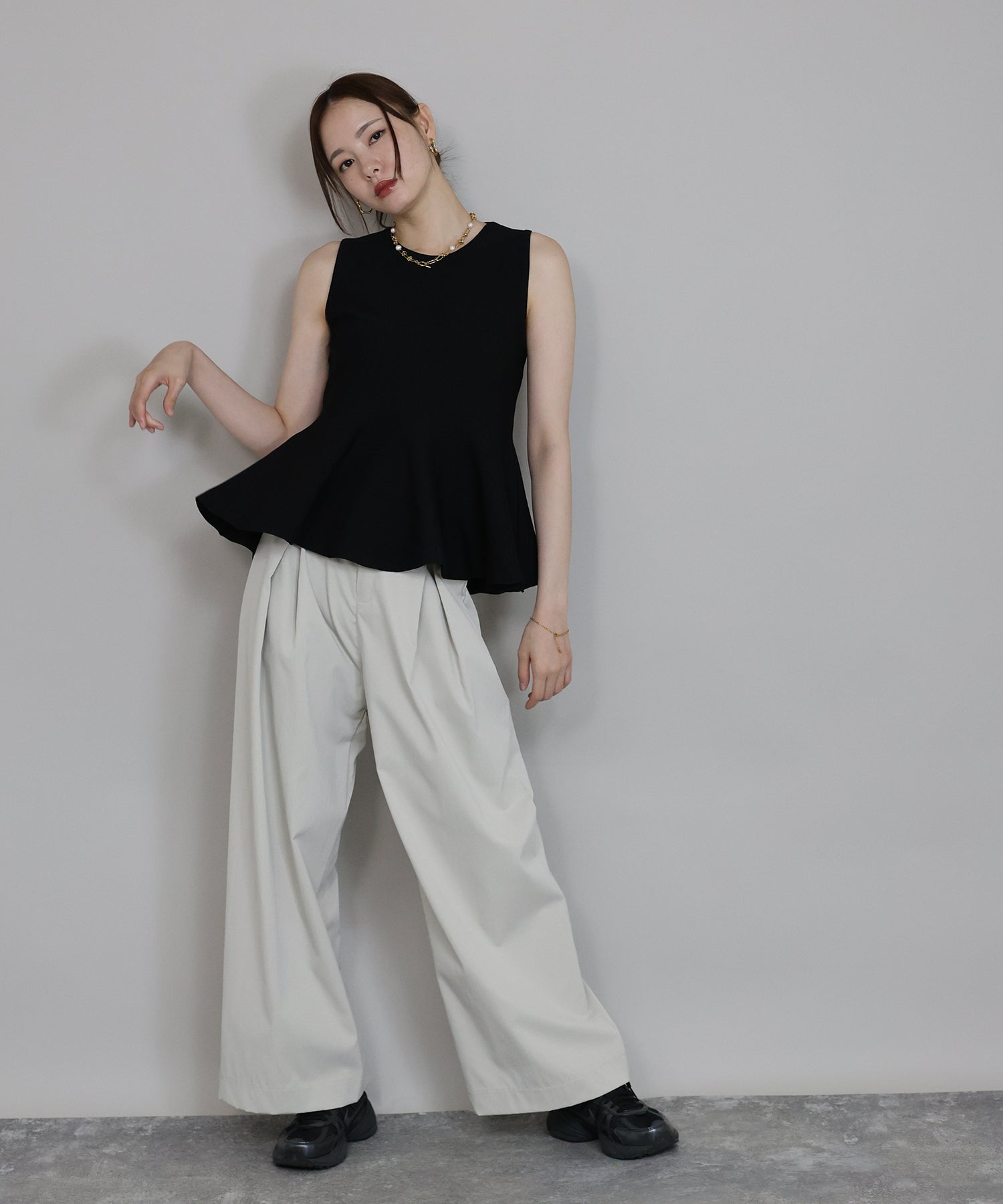 限定グランターブルのタックワイドパンツ美品。2色あり。一点のお値段です。 楽天市場】【期間限定：4,620円→2,999円！】 タックワイド
