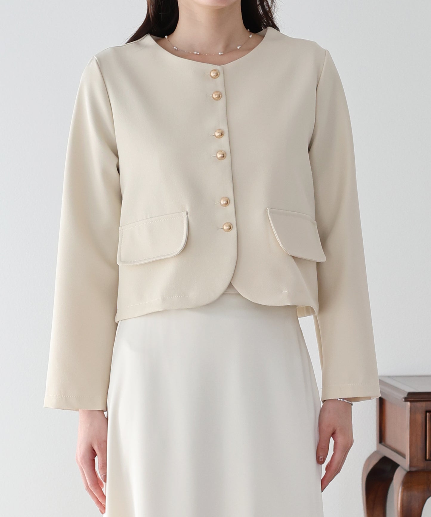 【早割5％OFF】ゴールドボタンノーカラージャケット