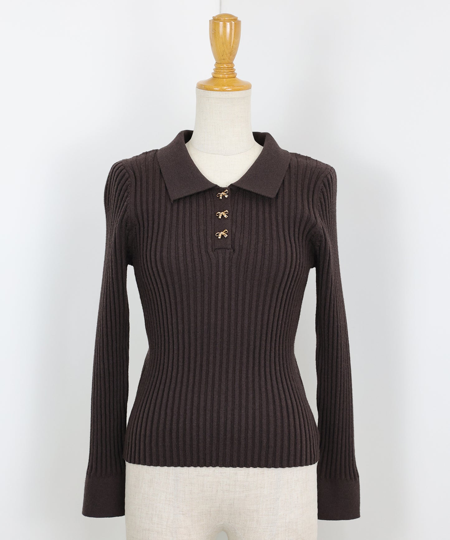 リボンボタンポロ衿ニット