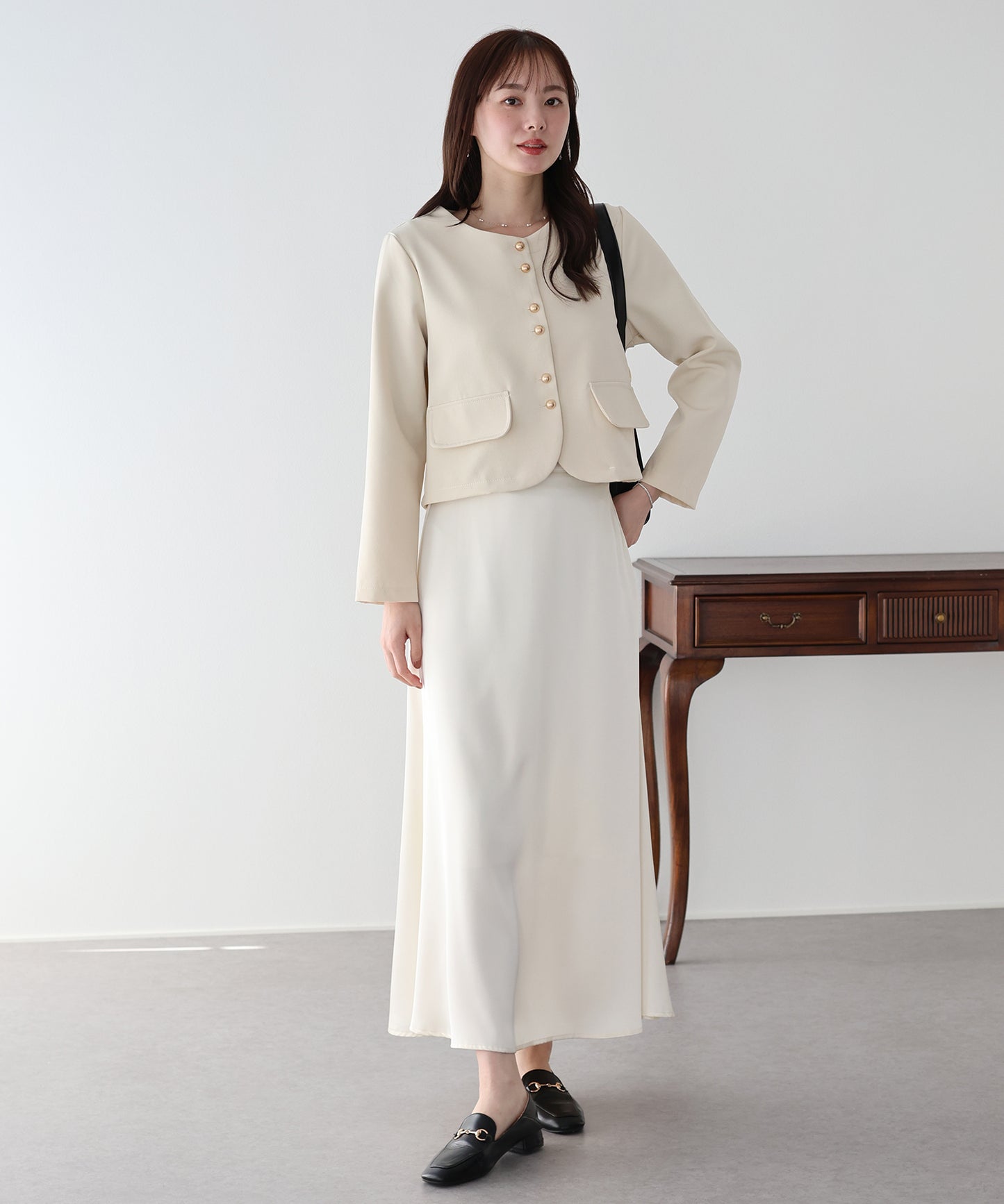 【早割5％OFF】ゴールドボタンノーカラージャケット