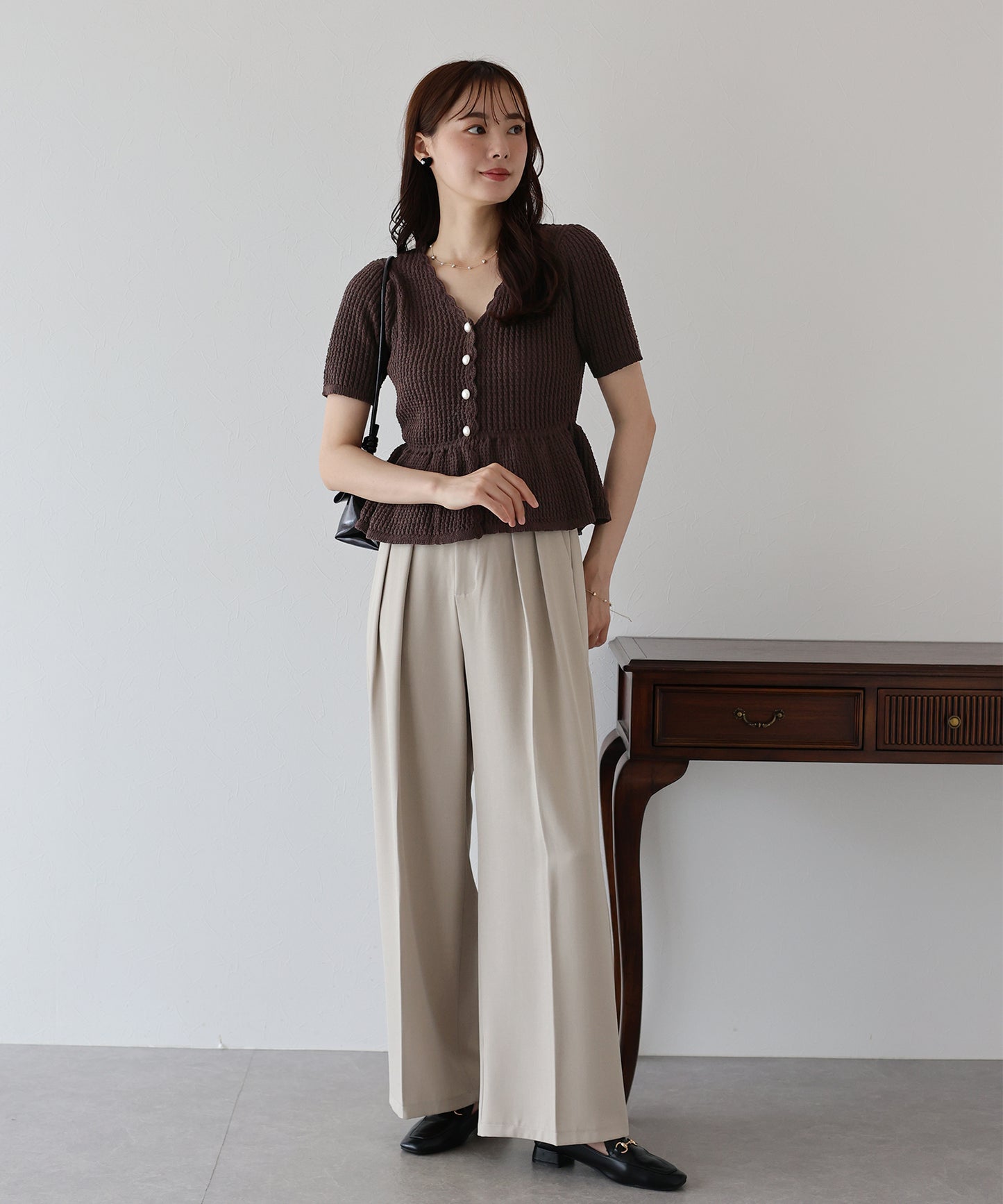 【TIME SALE】パールボタンペプラムニット
