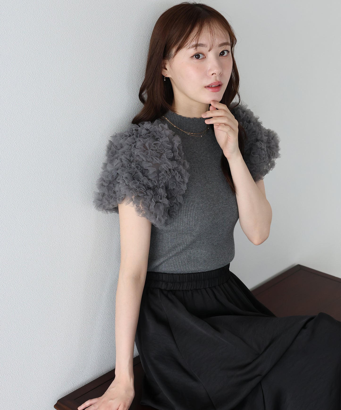 【早割5％OFF】フラワーチュールスリーブニット